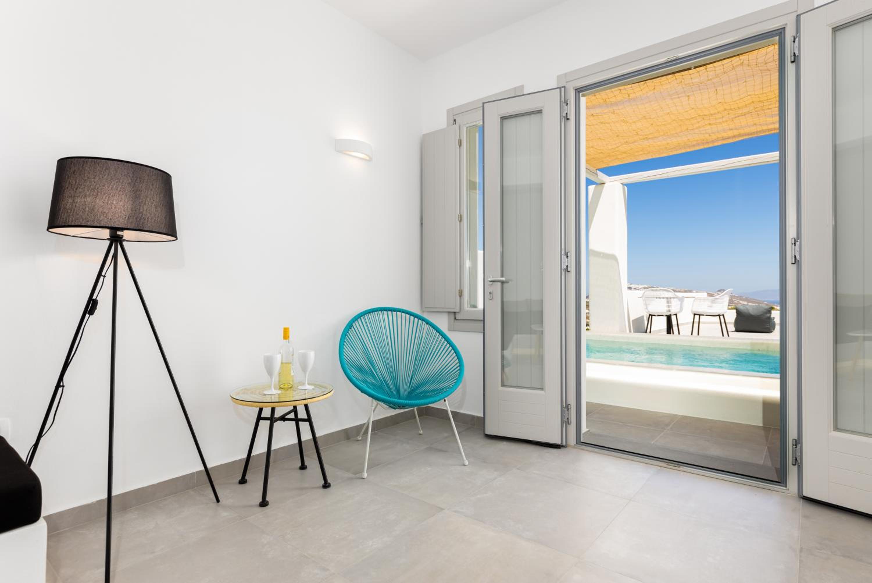 Deluxe Suite With Private Pool - Photo 8
