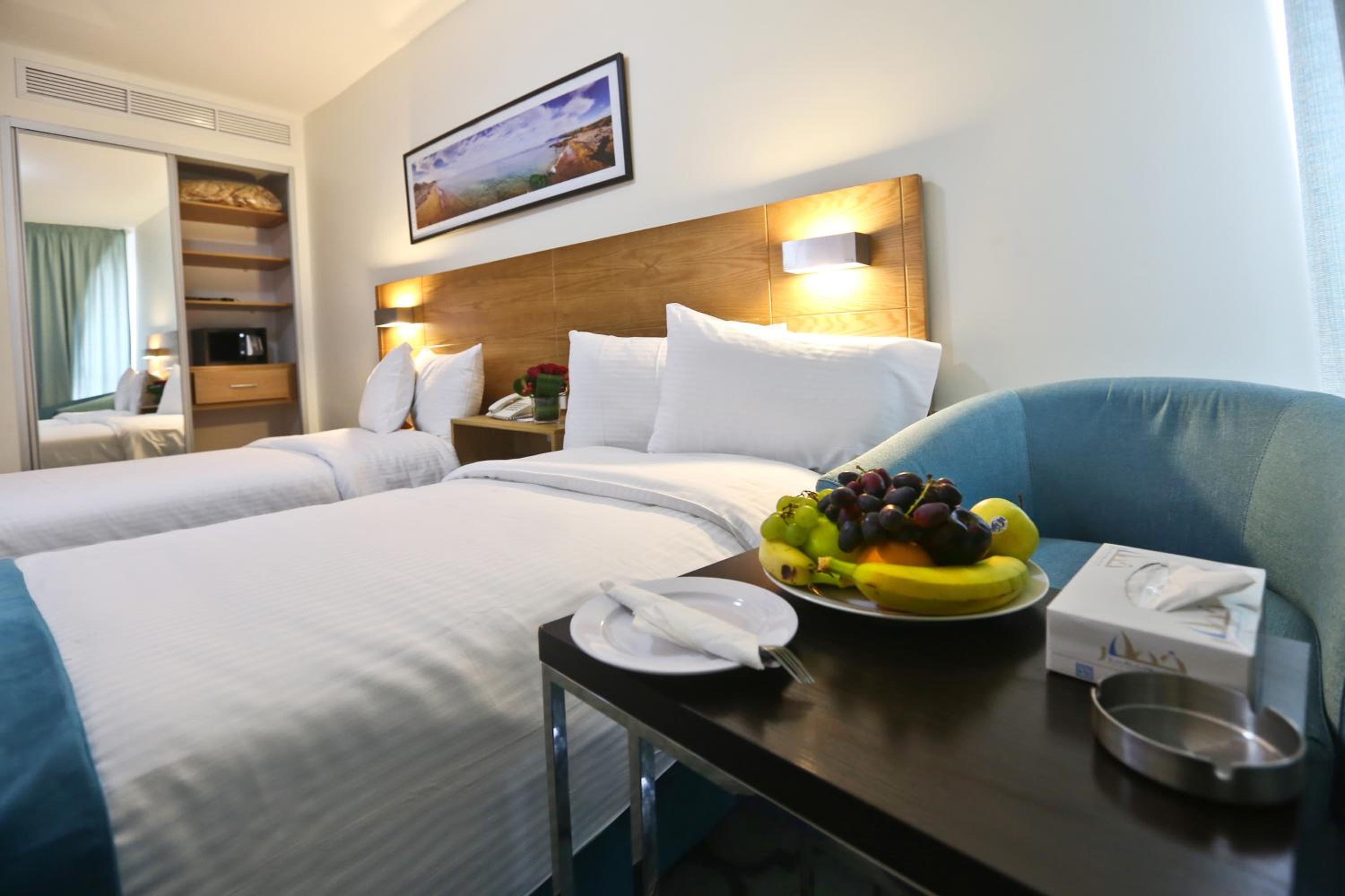 Standard Double or Twin Room photo 1