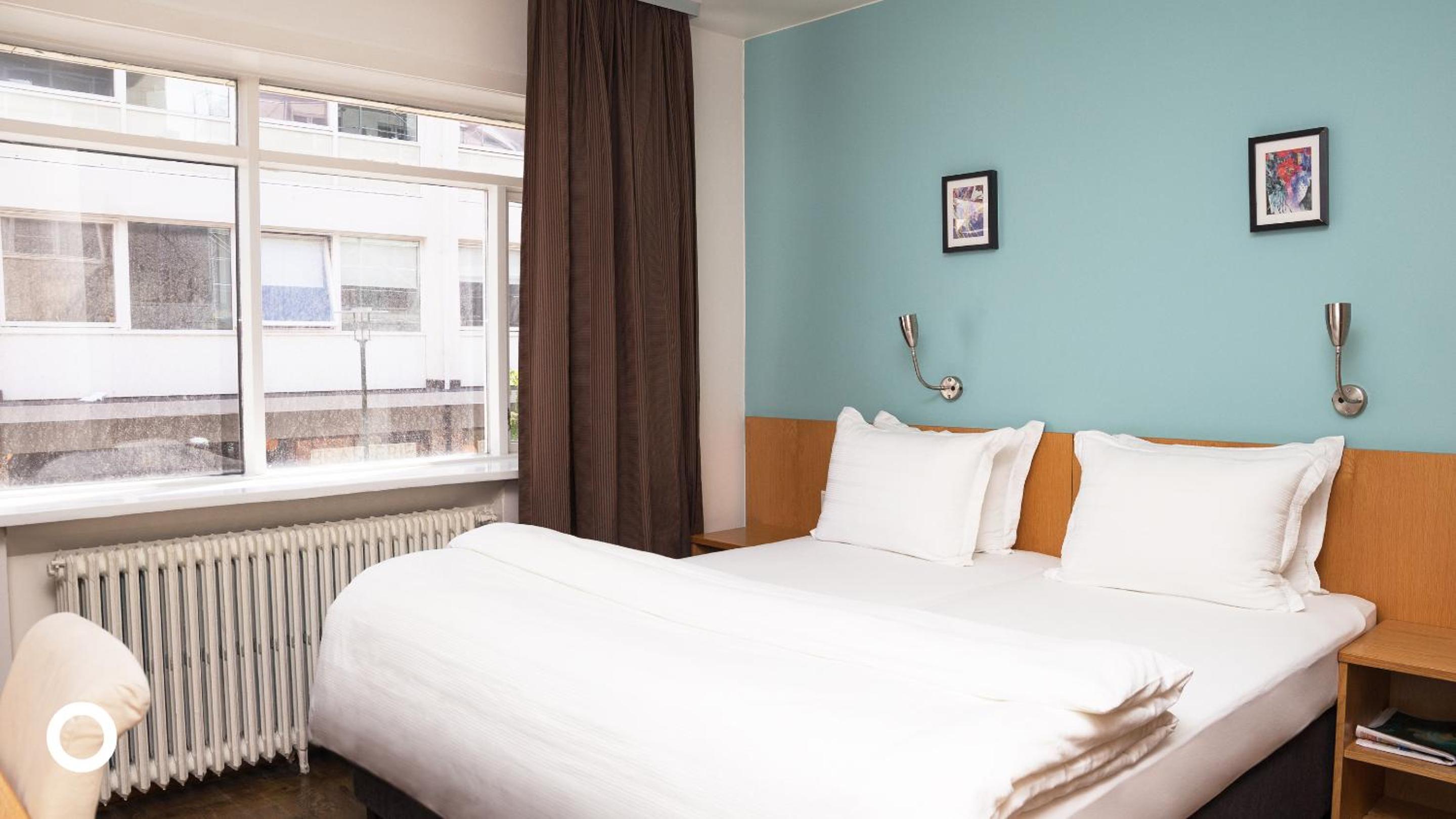 Standard Double or Twin Room - Photo 1