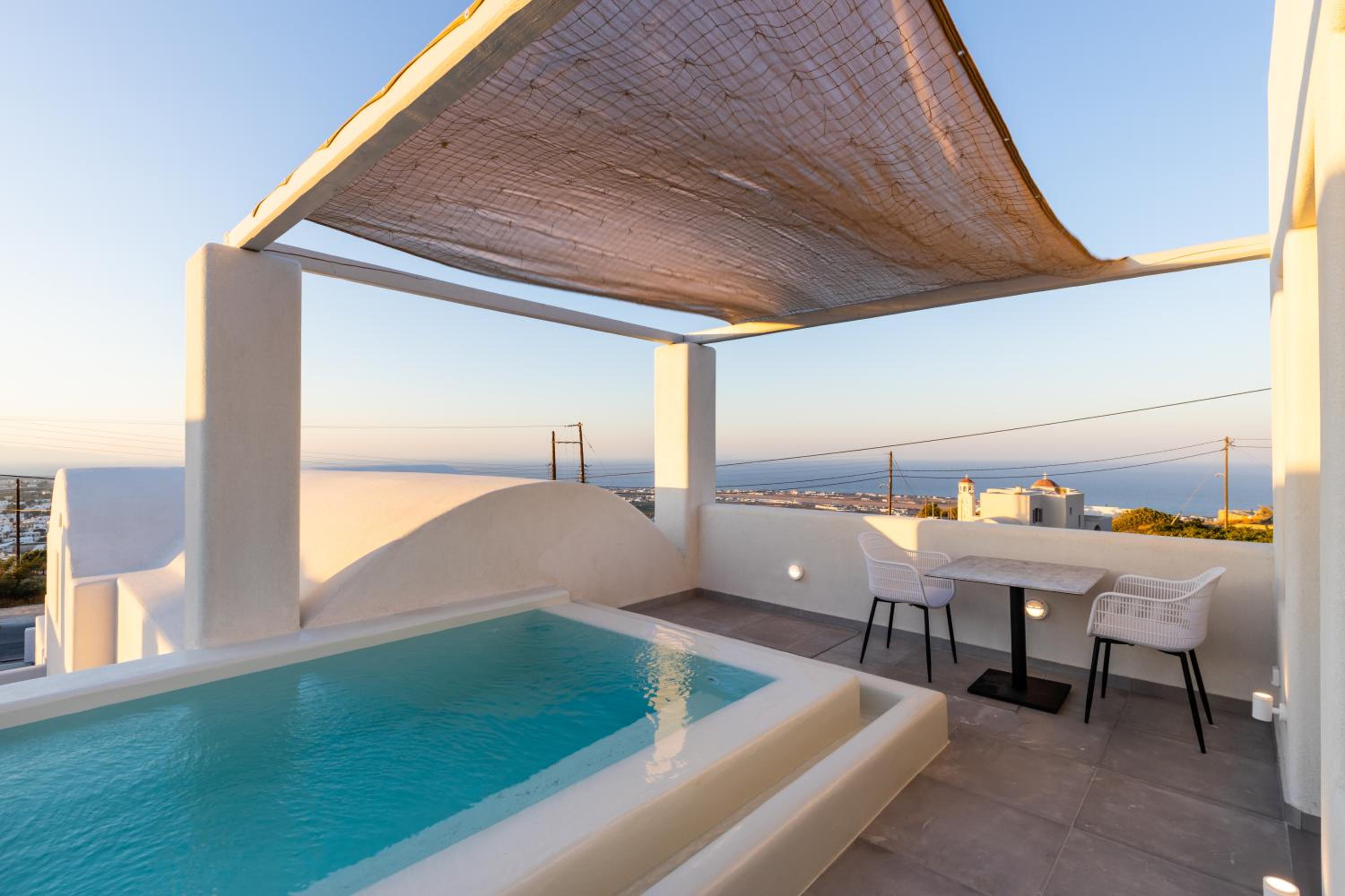 Executive Suite With Private Pool - Photo 13