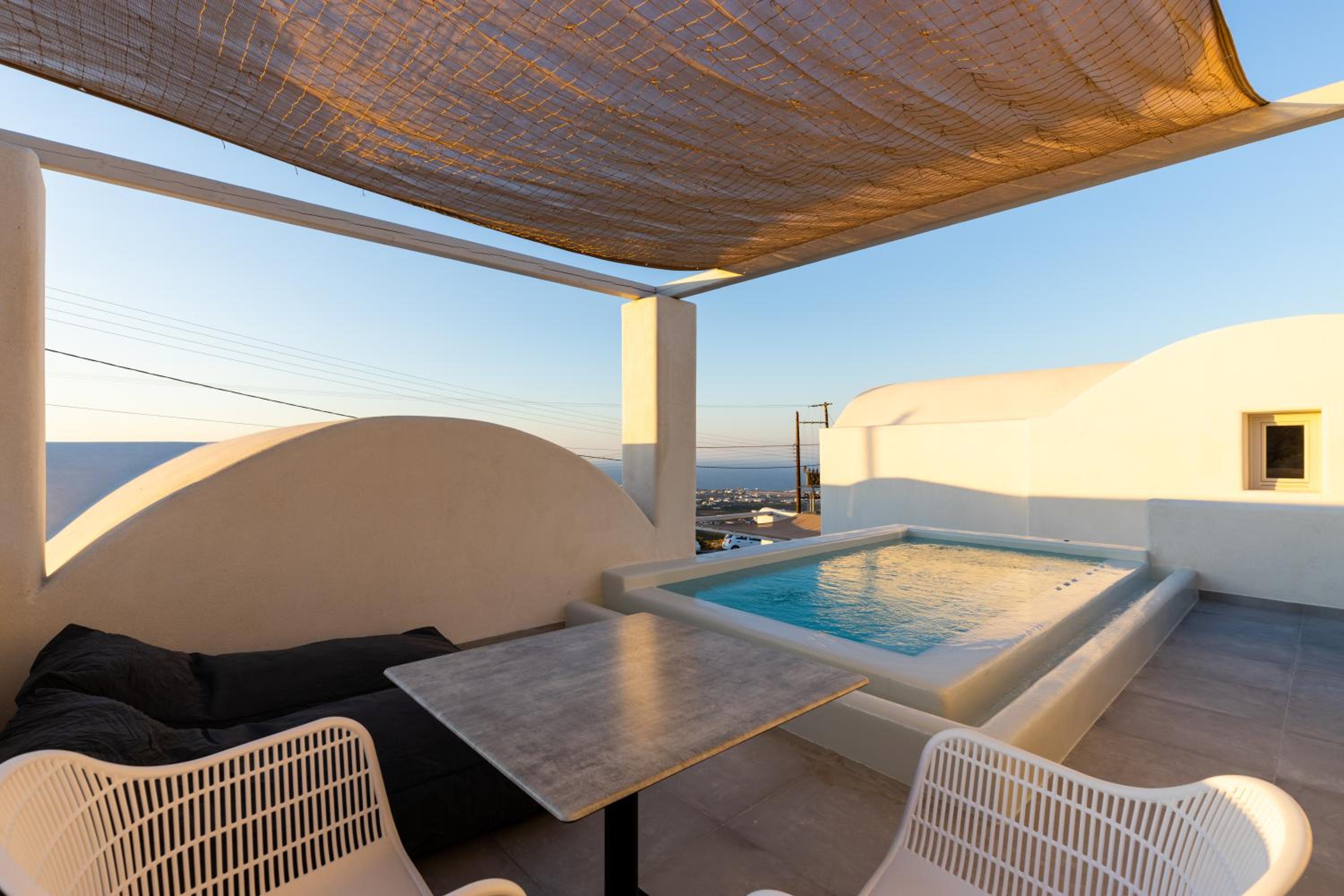 Executive Suite With Private Pool - Photo 22