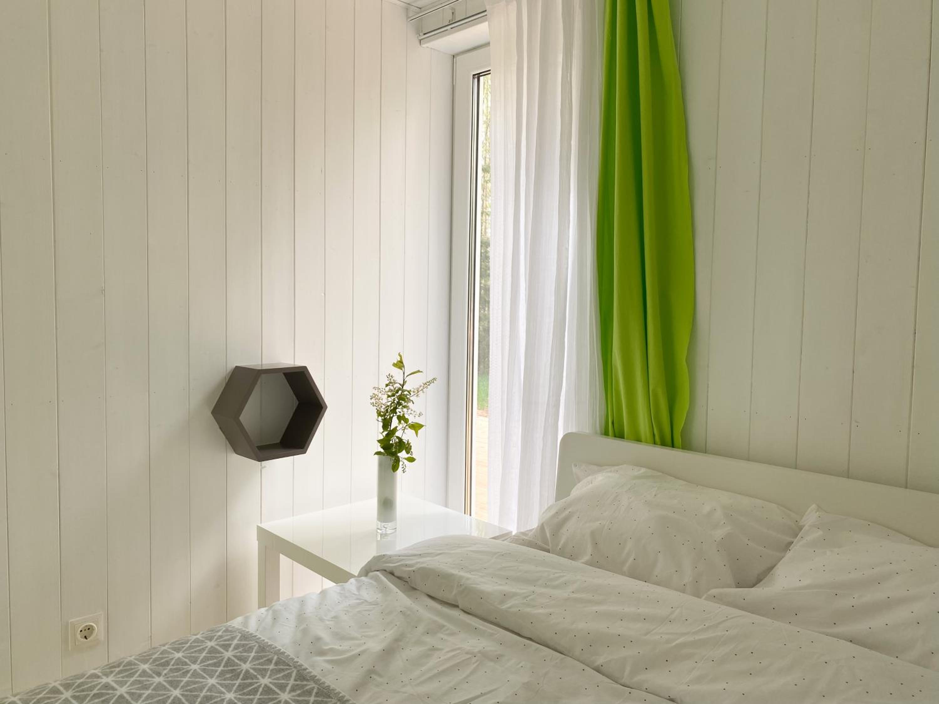 Two-Bedroom House - Photo 4