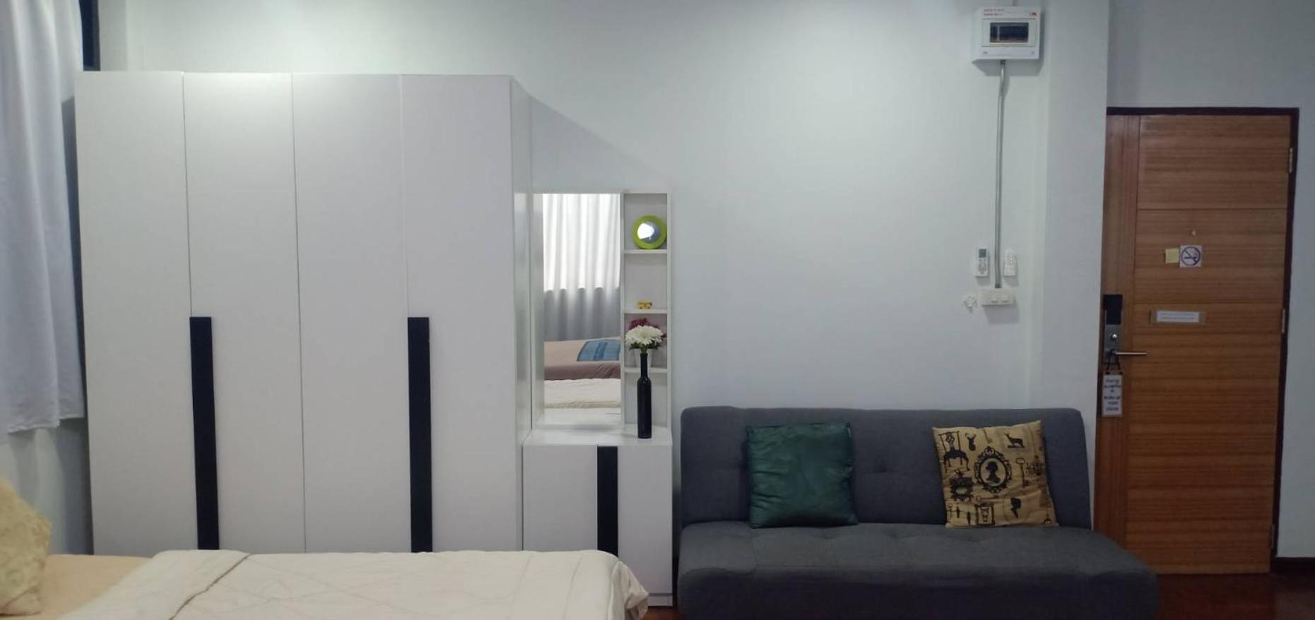 Deluxe Family Room photo 3