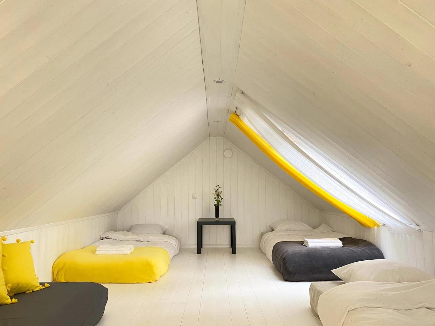 Two-Bedroom House - Photo 11