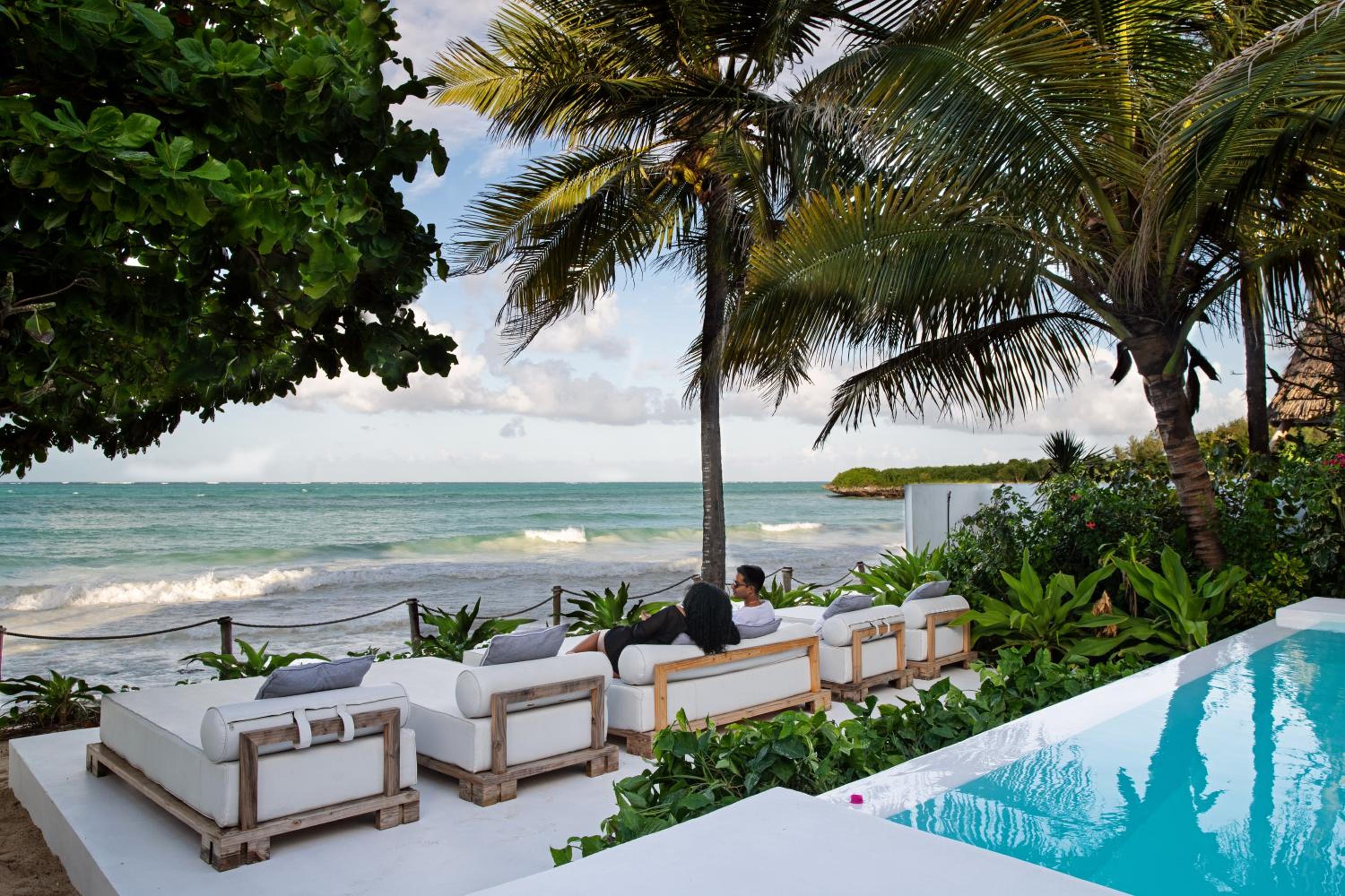 Double or Twin Room with Sea View photo 3