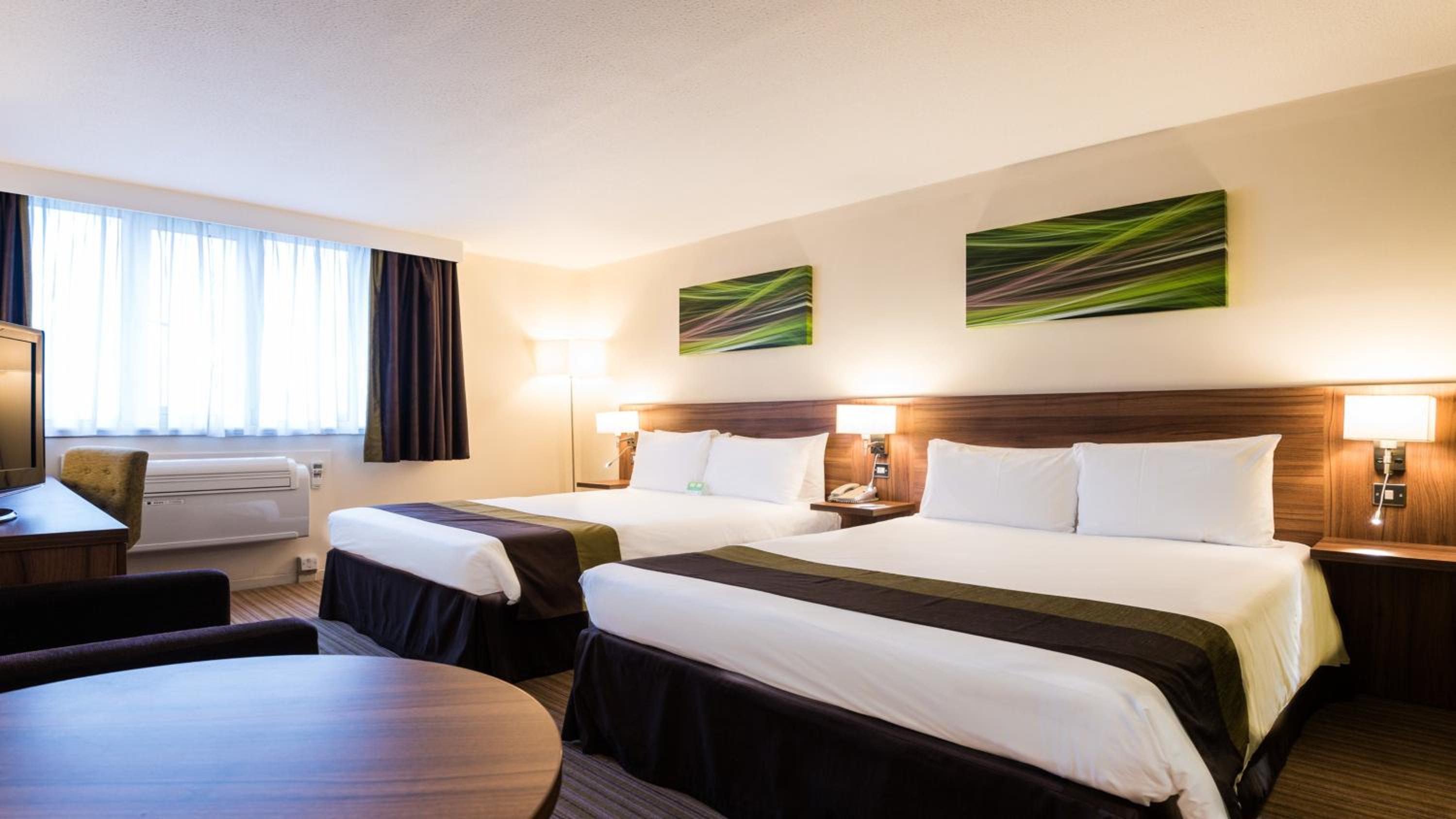 Standard Double Room with Two Double Beds - Photo 5