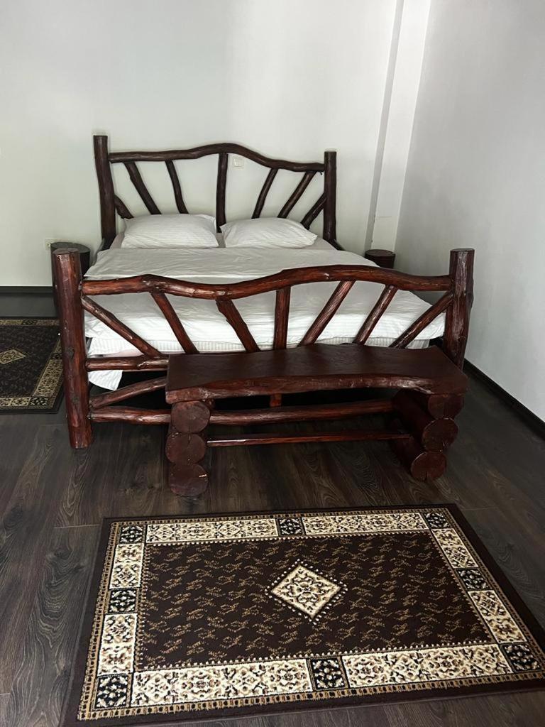 Double Room with Mountain View - Photo 1