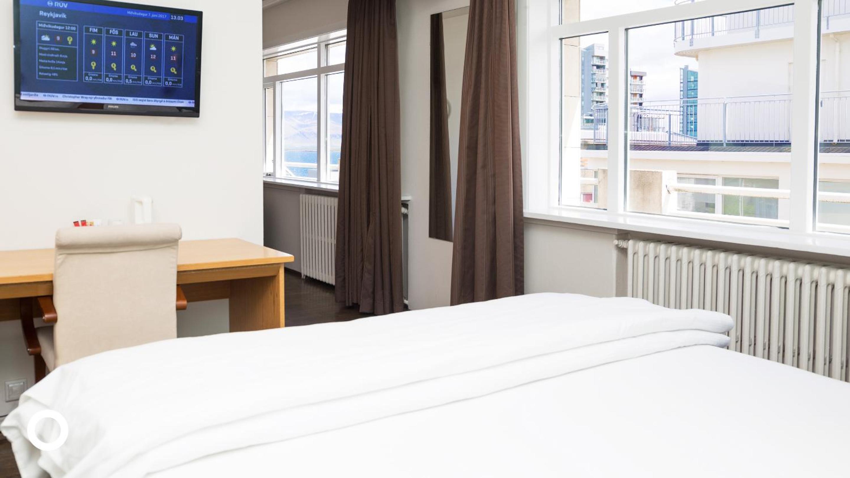 Superior Double or Twin Room - Photo 2