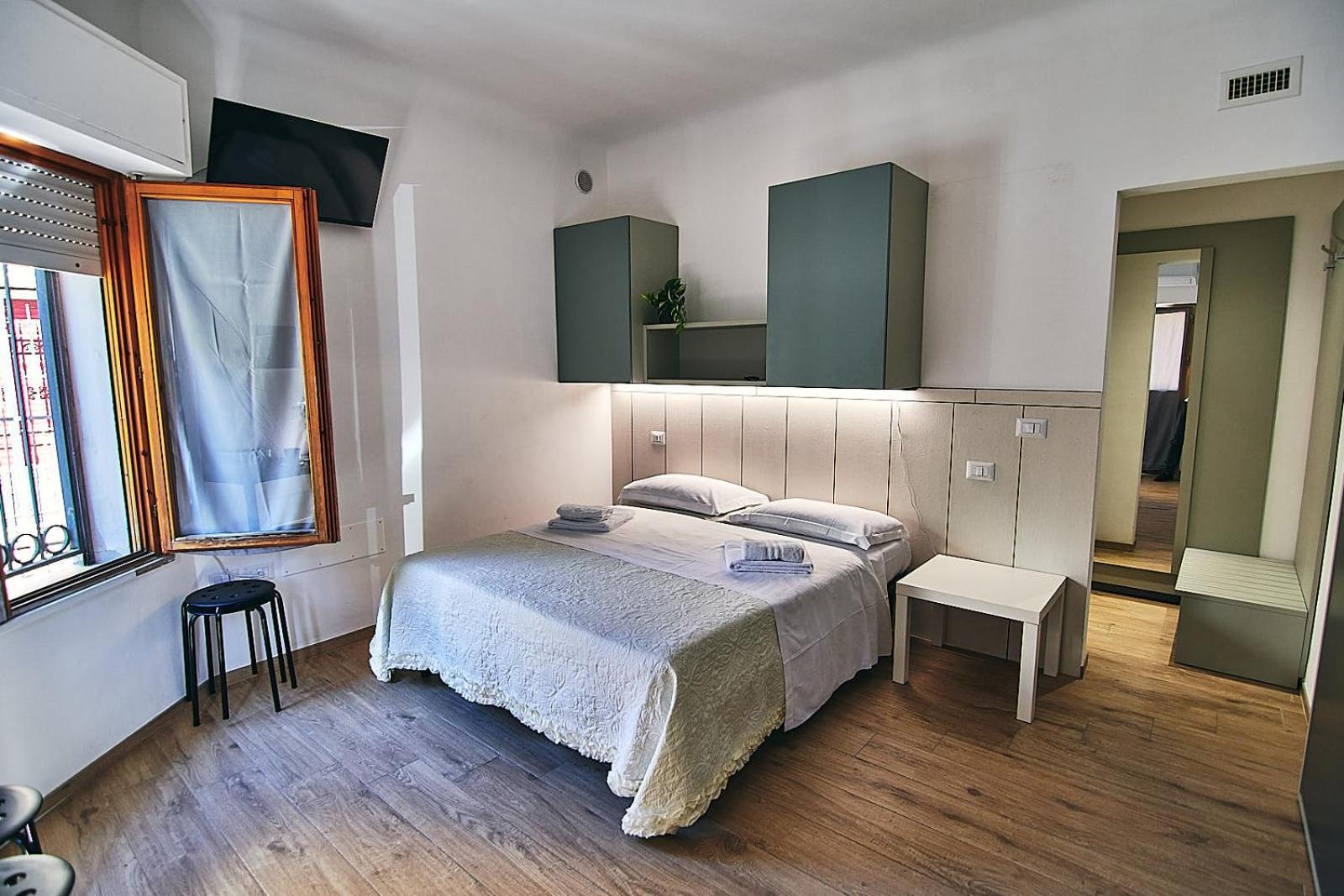 Double Room with Private Bathroom photo 3