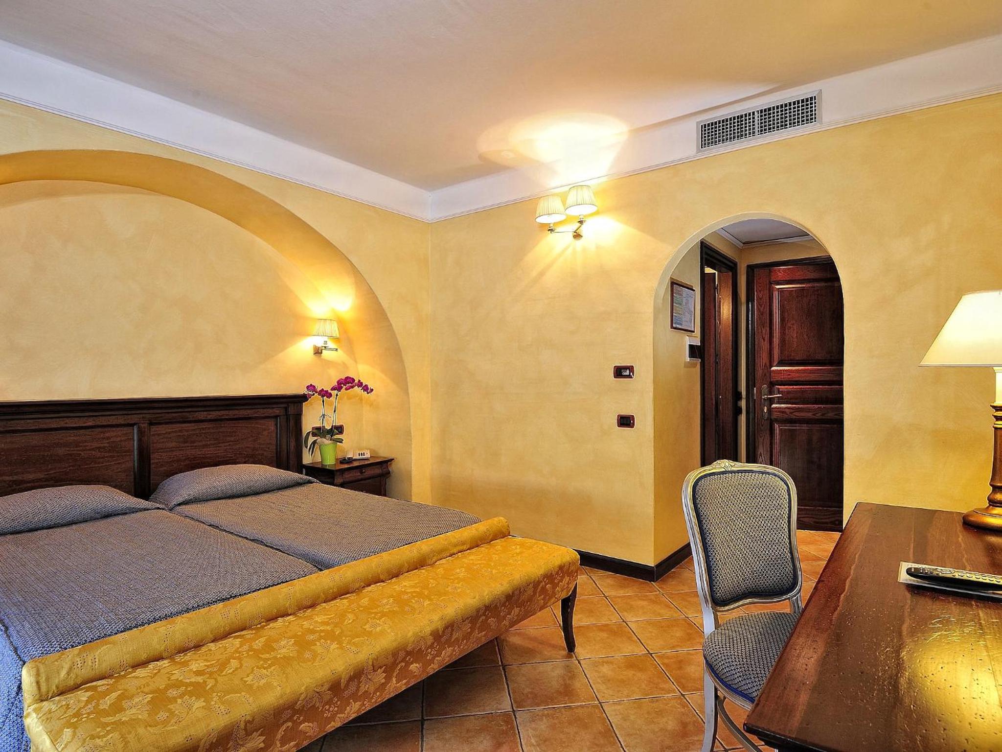 Superior Double or Twin Room - Photo 1