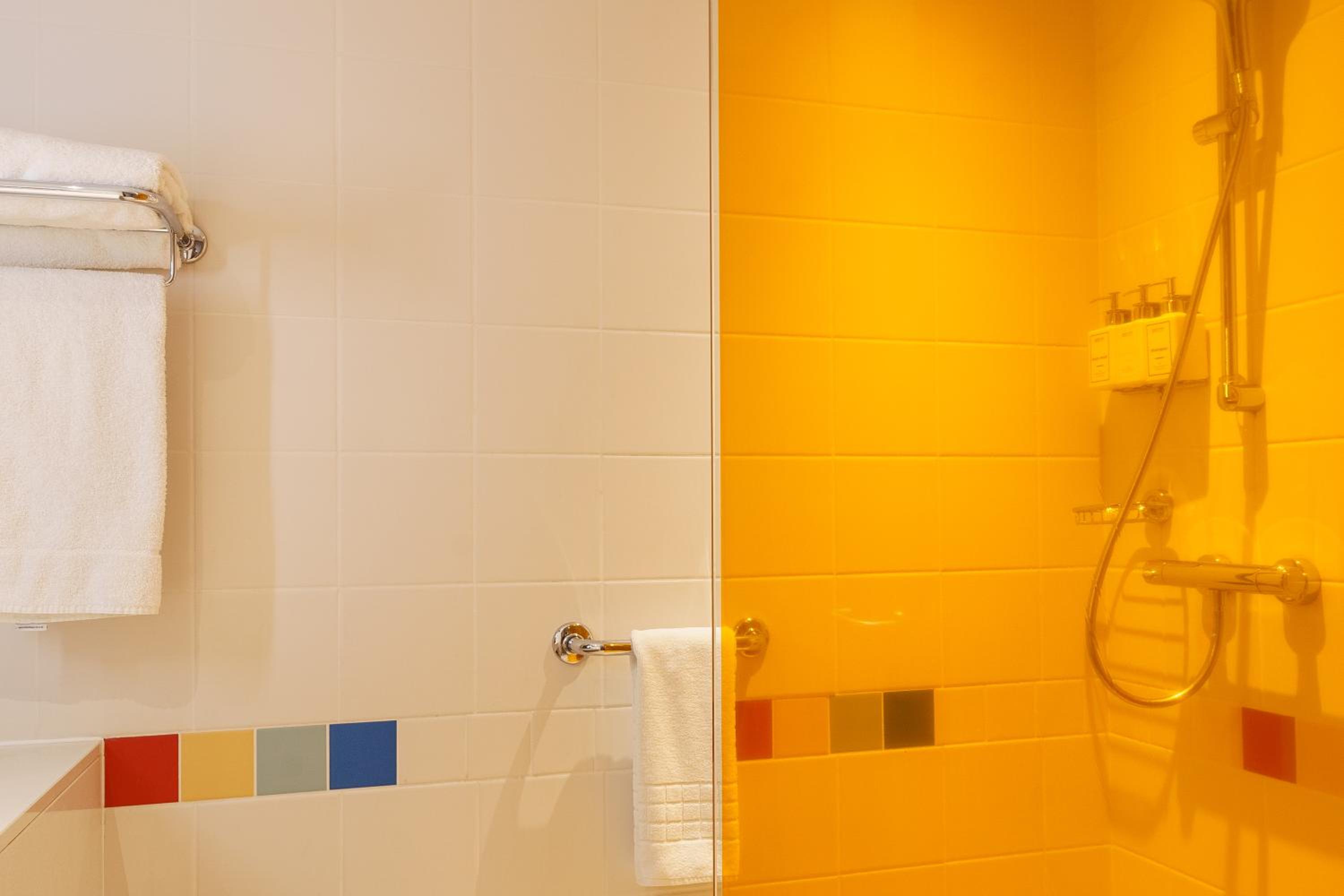Net Zero Superior Room - Photo 3