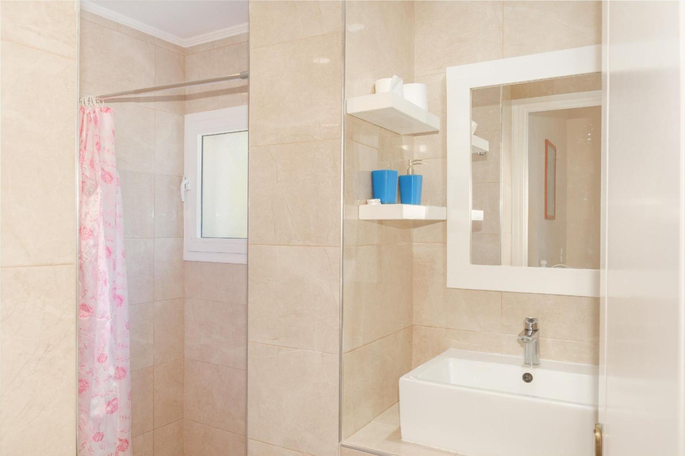 One bedroom Apartment with Sea View - Ground Floor photo 3