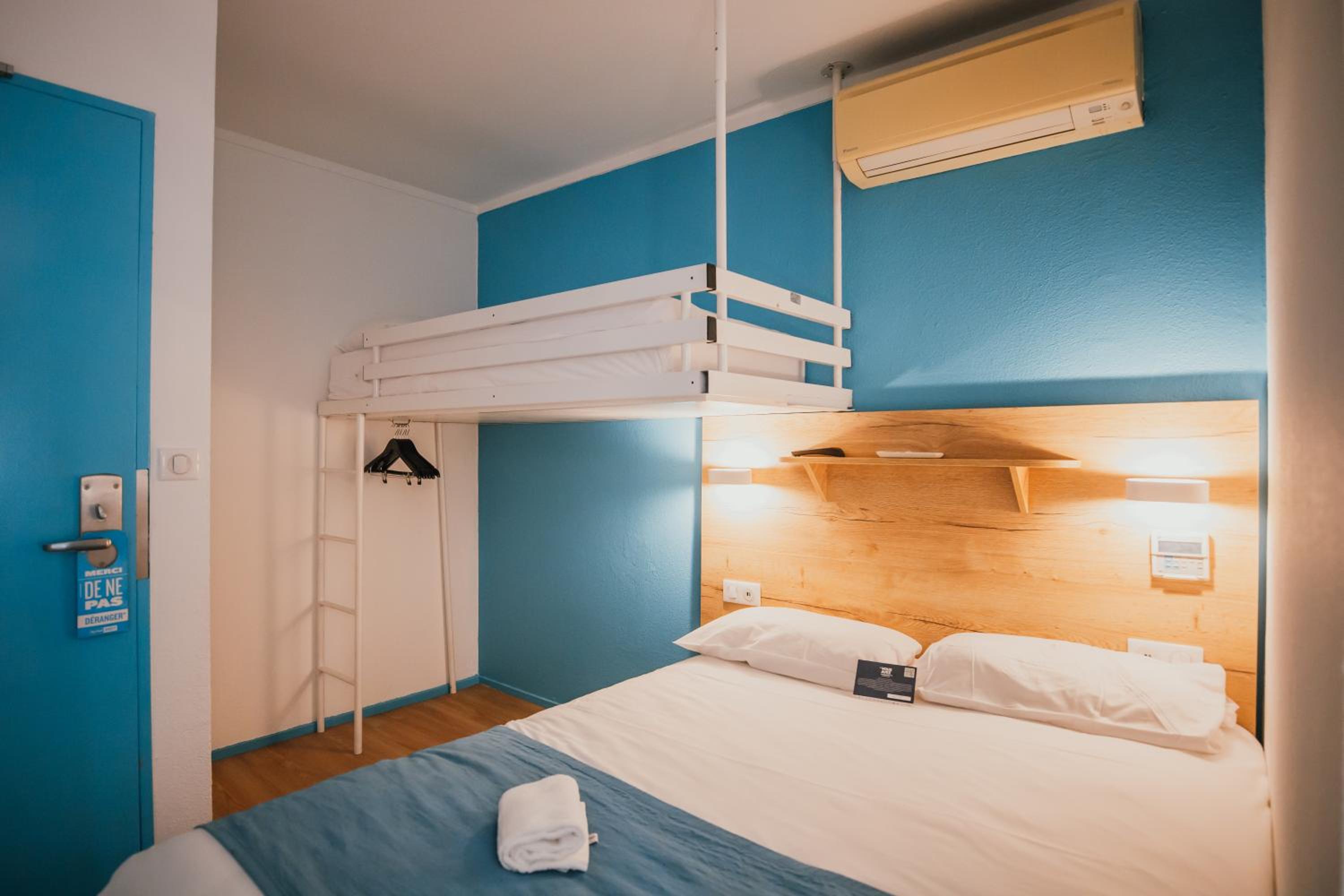 Standard Room - Triple Room 1 Double Bed 1 Bunk Bed - Photo 1