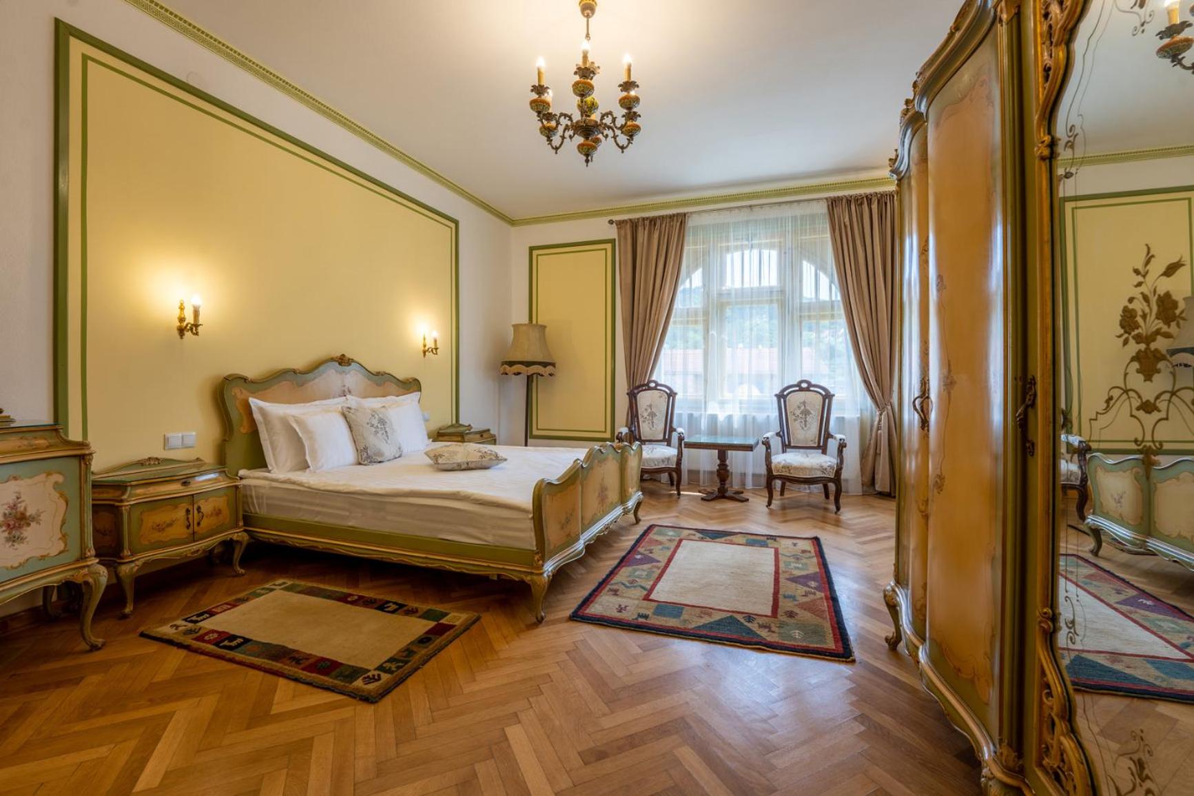 Double Room with Balcony photo 3
