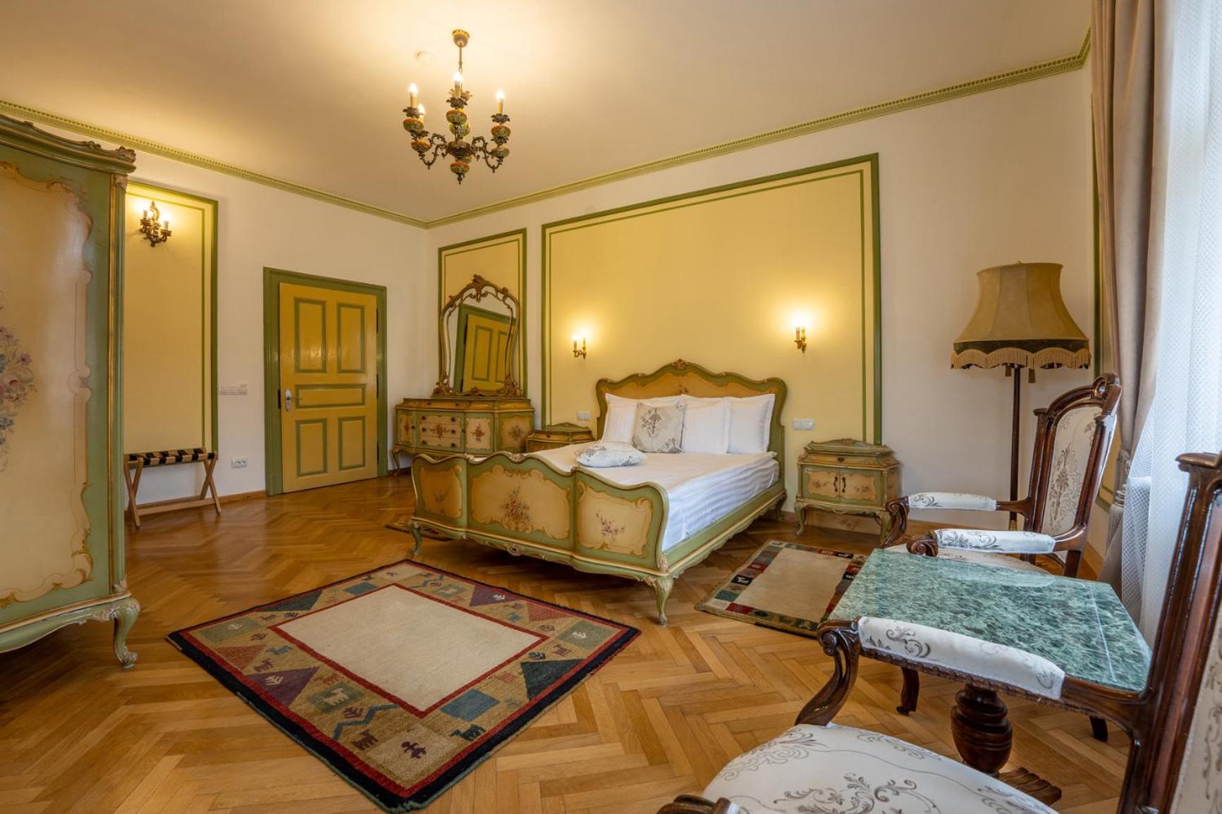 Double Room with Balcony photo 1