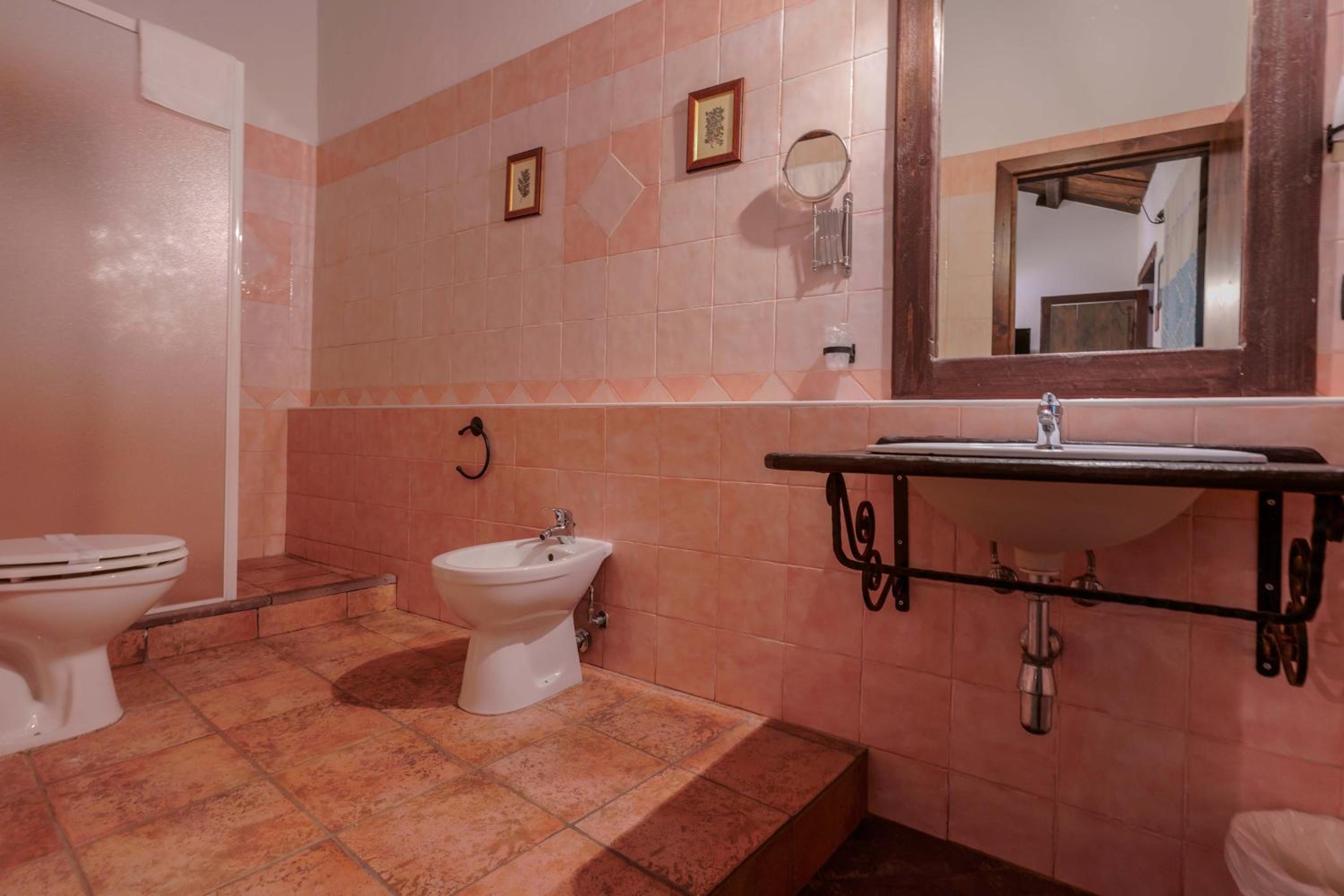 Superior Double Room - Photo 9