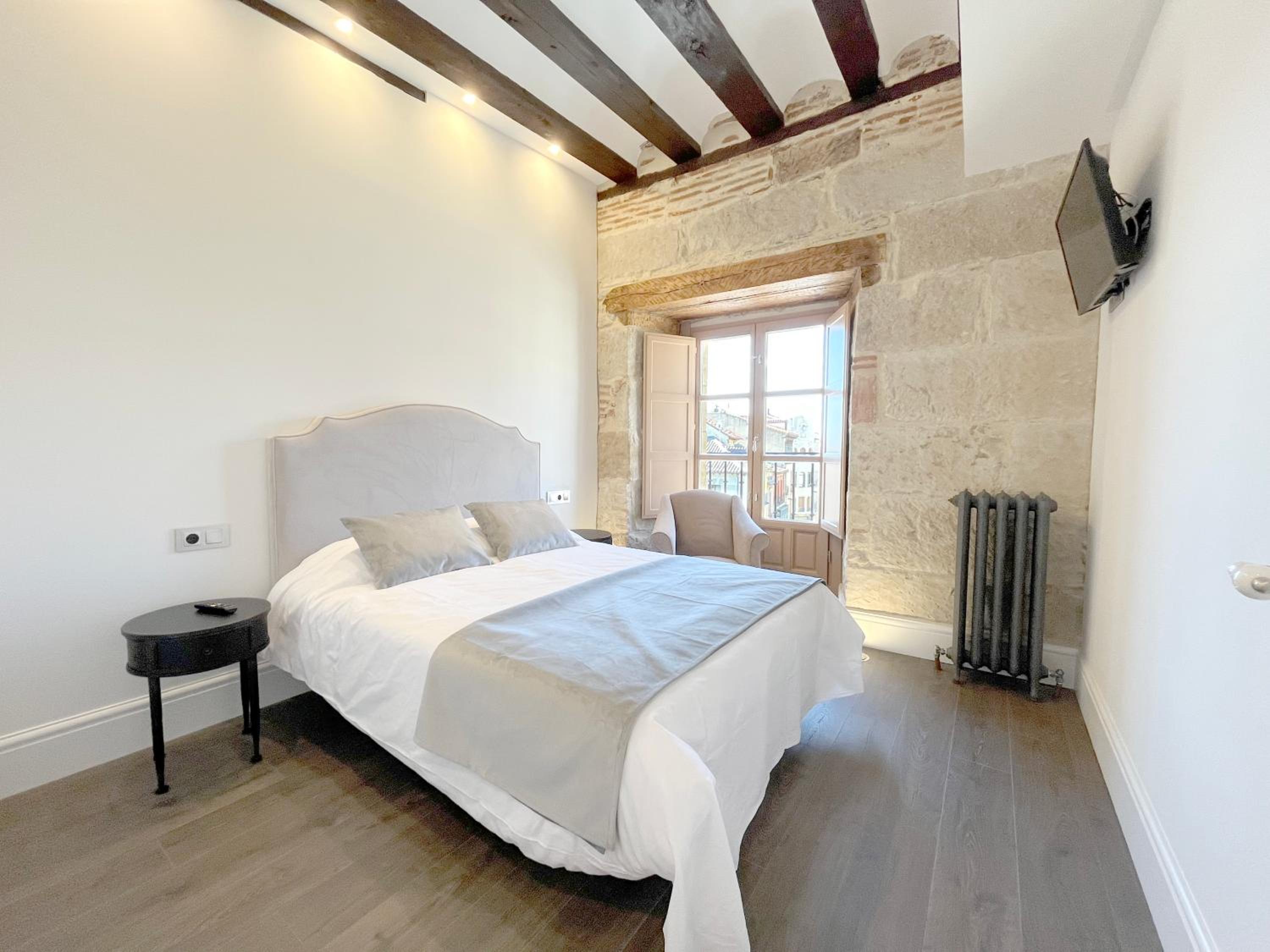 Standard Apartment - Photo 1