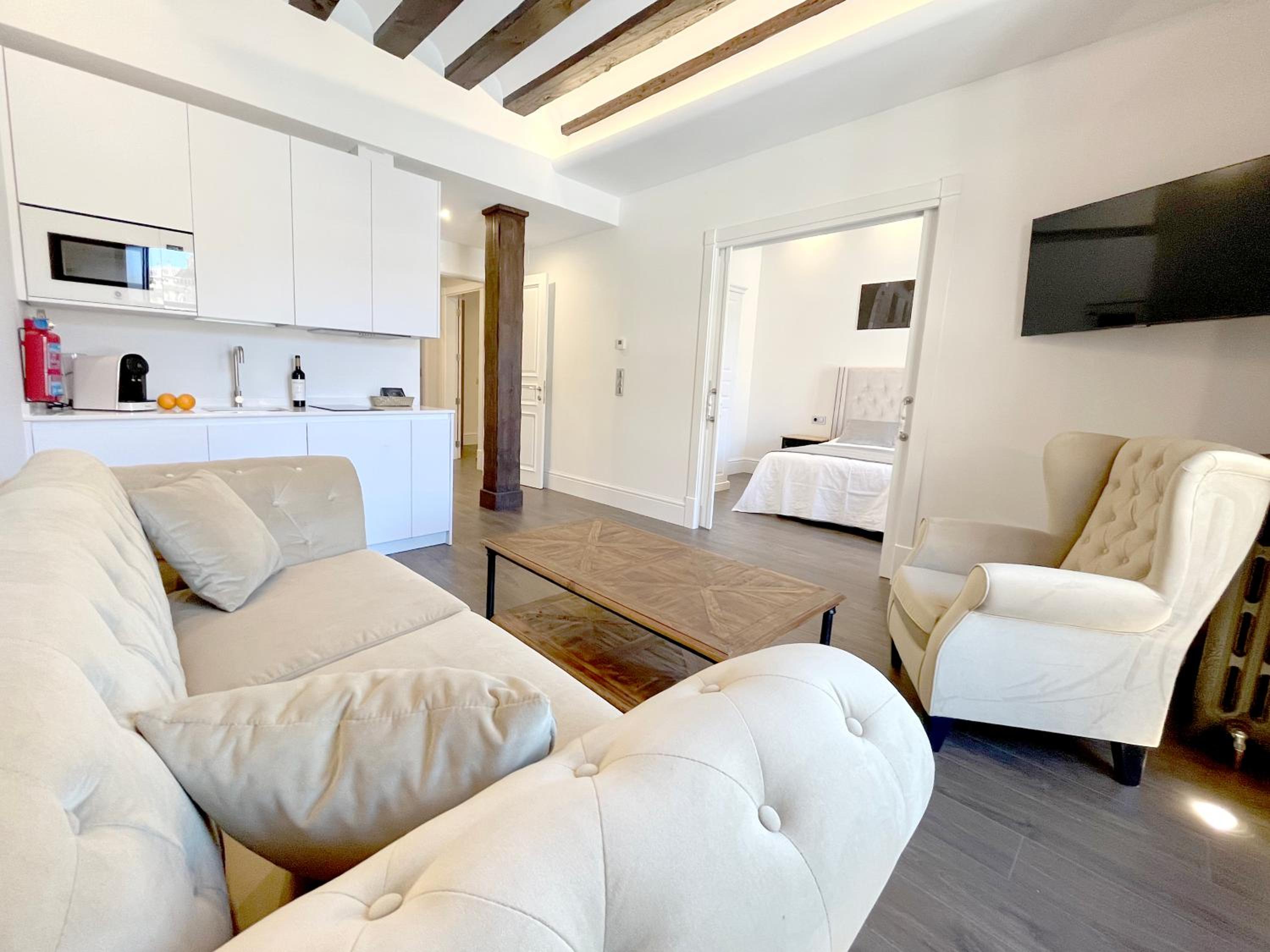 Standard Apartment - Photo 5