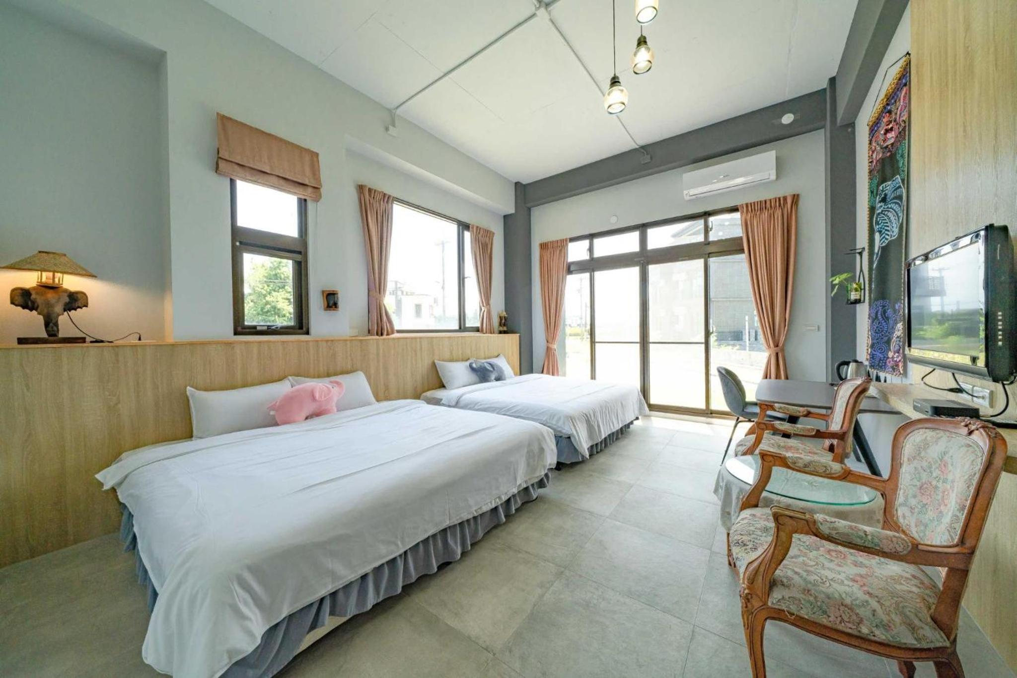 Villa photo 1