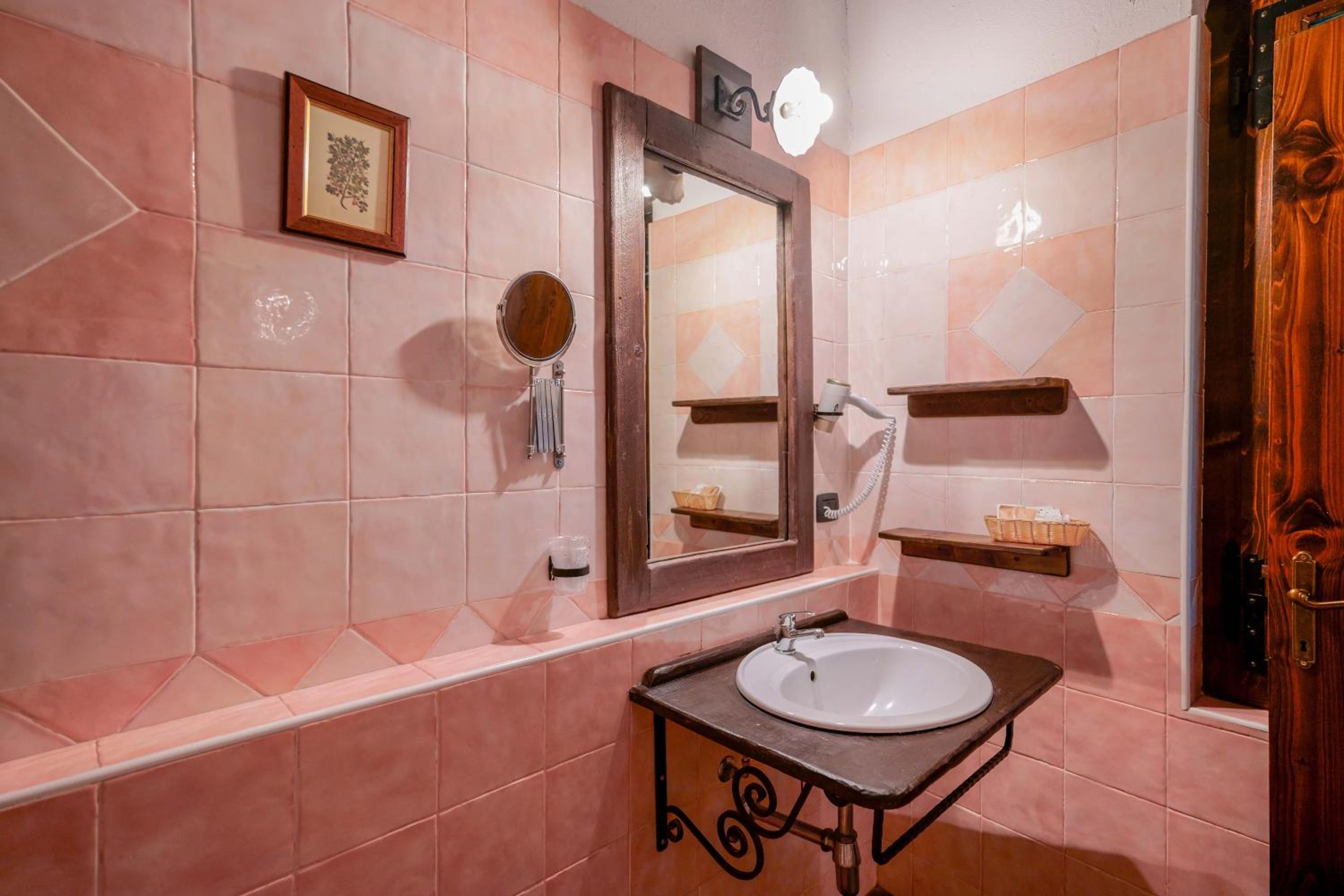 Superior Double Room - Photo 6