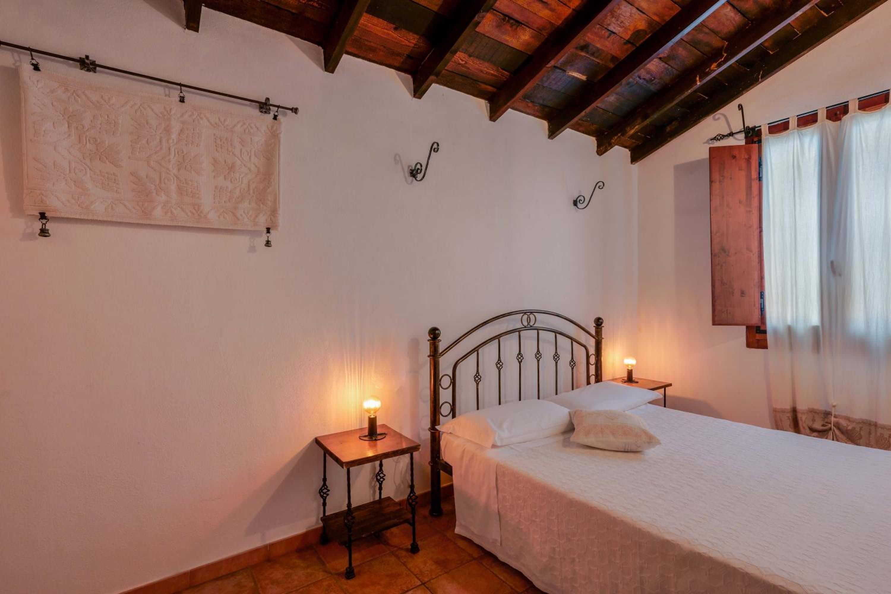 Classic Double Room - Photo 4