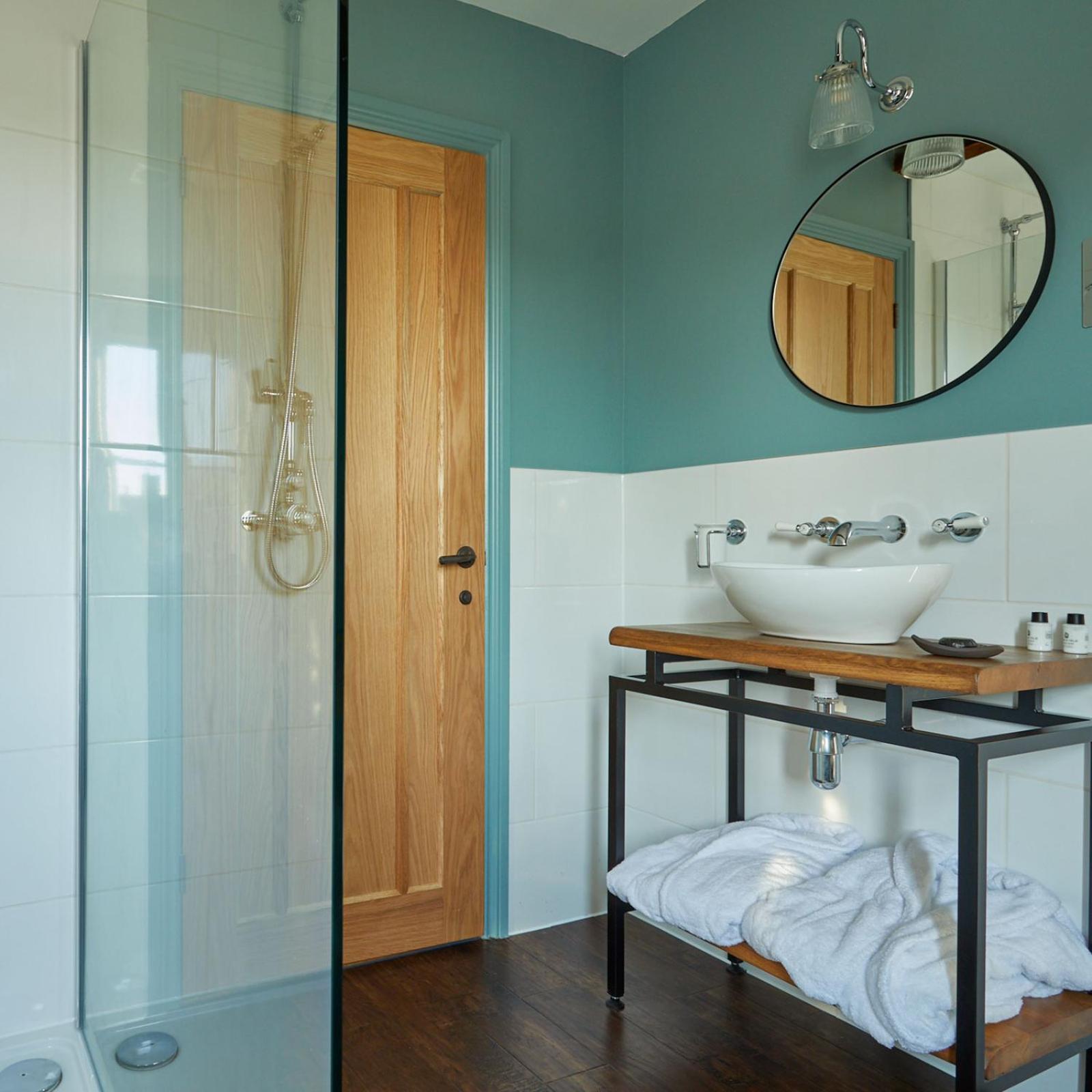 Deluxe King Room photo 2