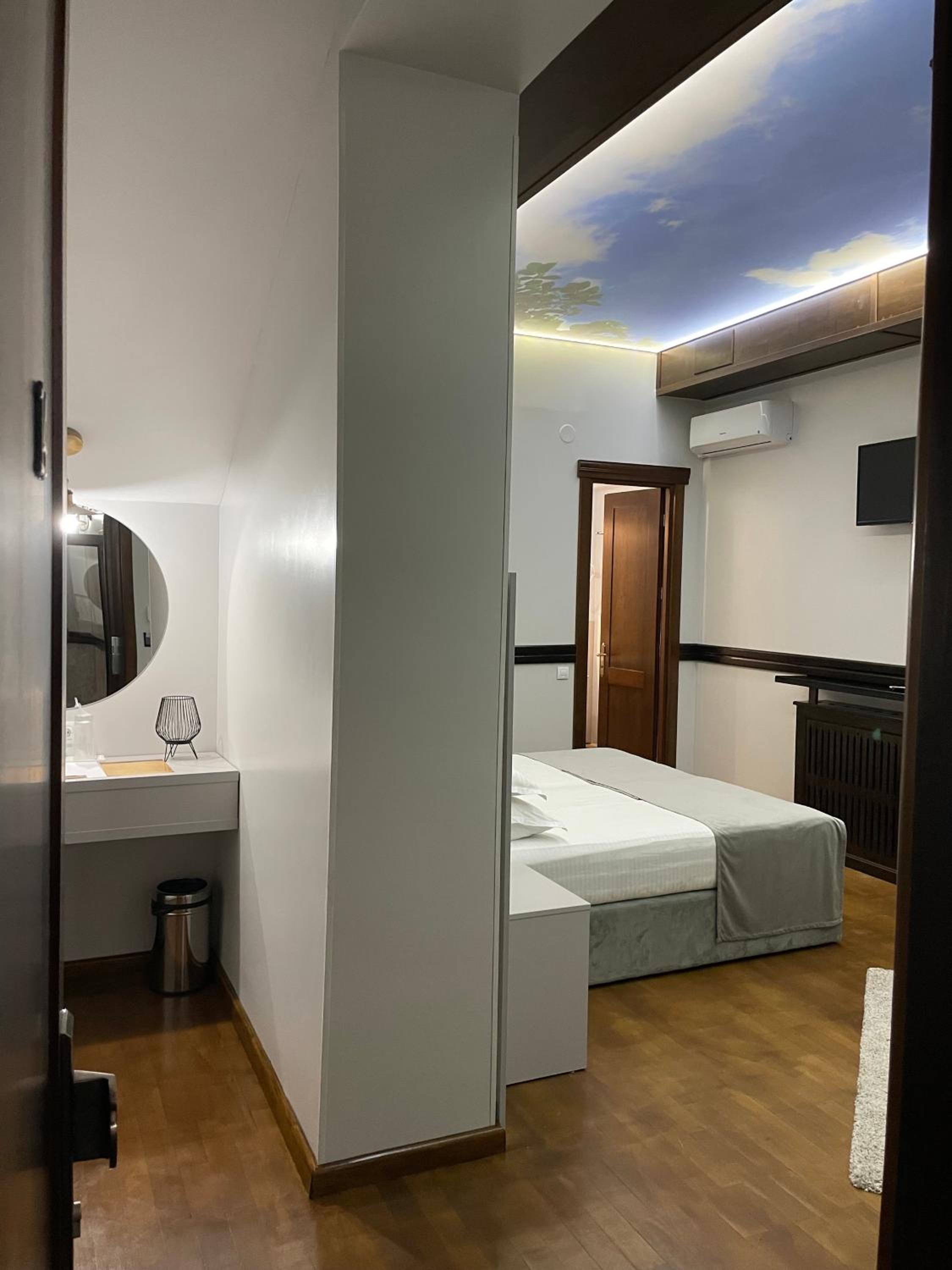 Double or Twin Room photo 1