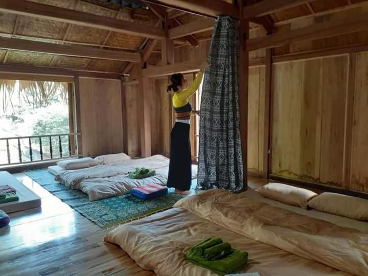 Male Dormitory Room photo 2