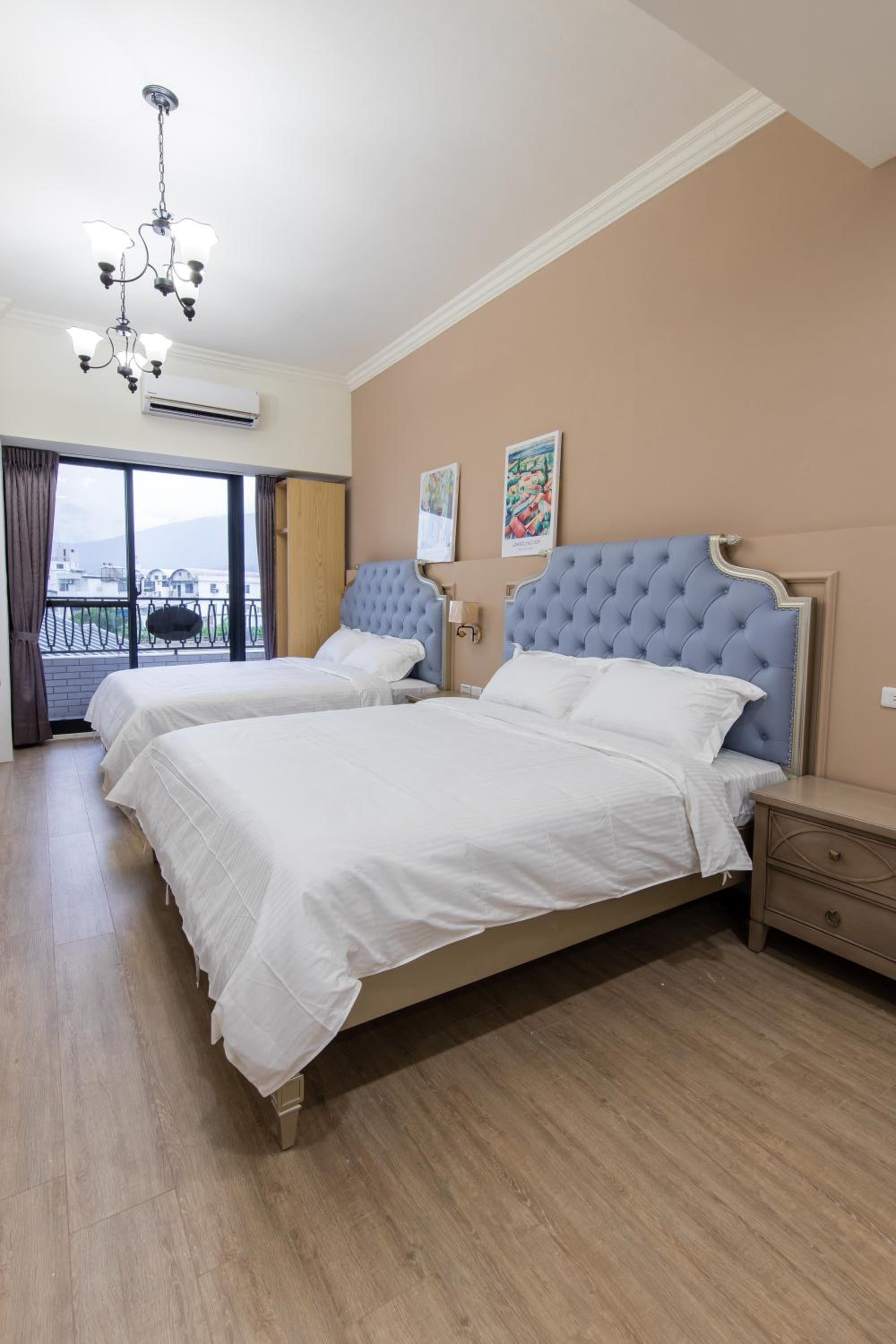 Deluxe Queen Room with Two Queen Beds