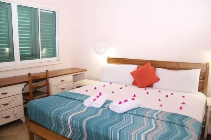 Two-Bedroom Villa photo 3