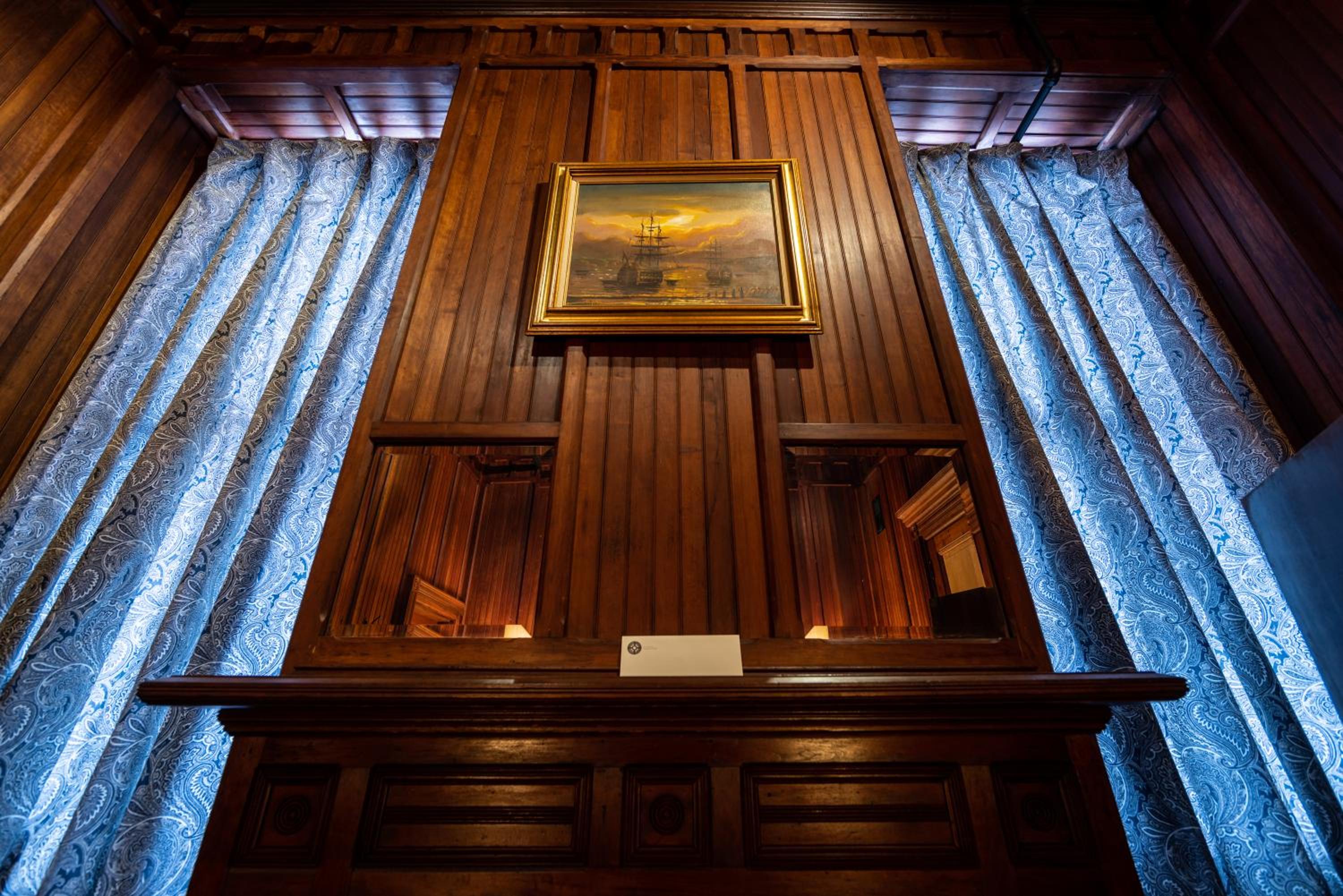 Deluxe Queen Suite - Photo 3