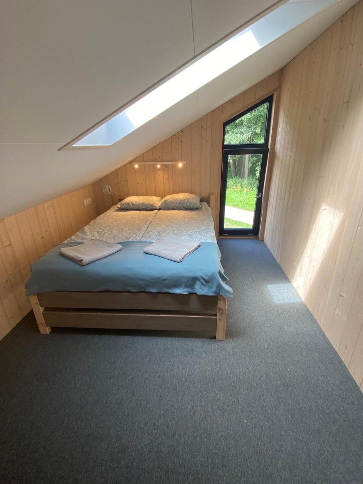 Four-Bedroom House - Photo 6