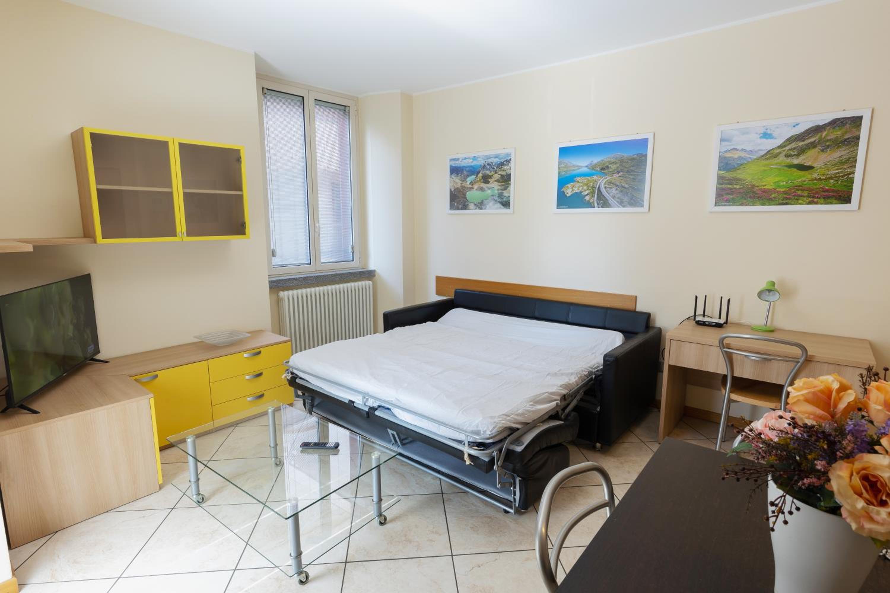 One-Bedroom Apartment - Photo 10
