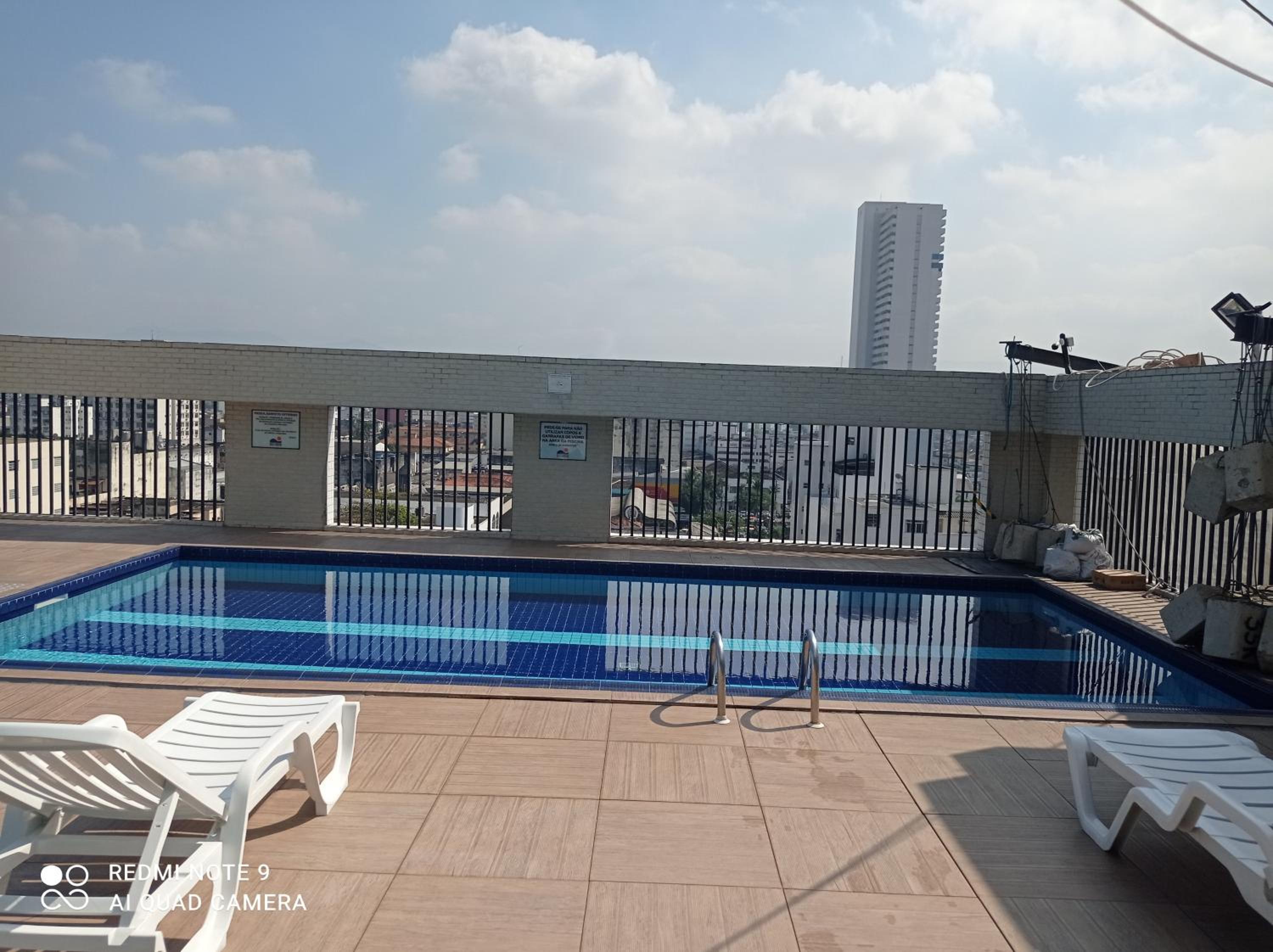 Apartment with Balcony - Photo 7