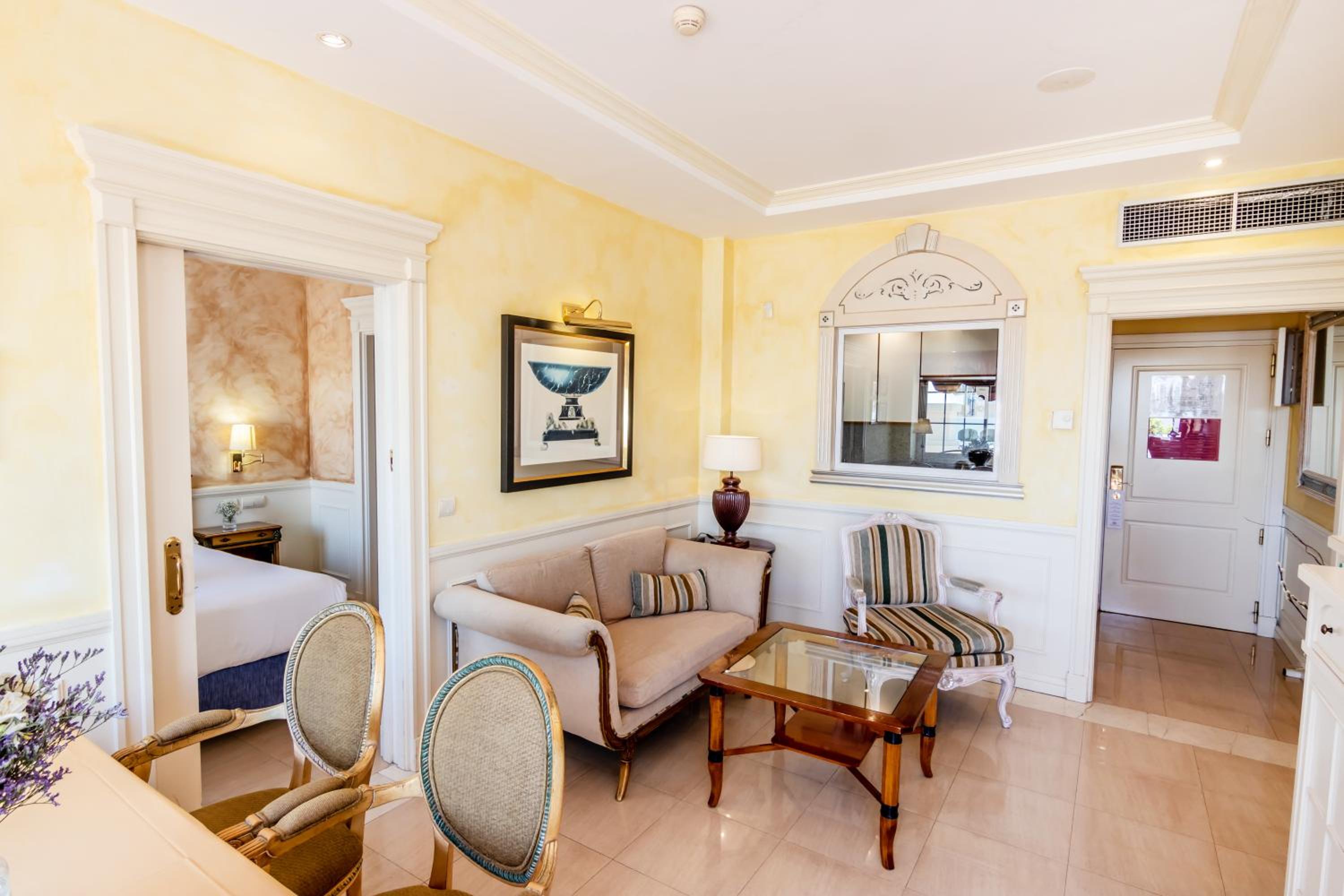 One-Bedroom Penthouse Apartment with Sea View