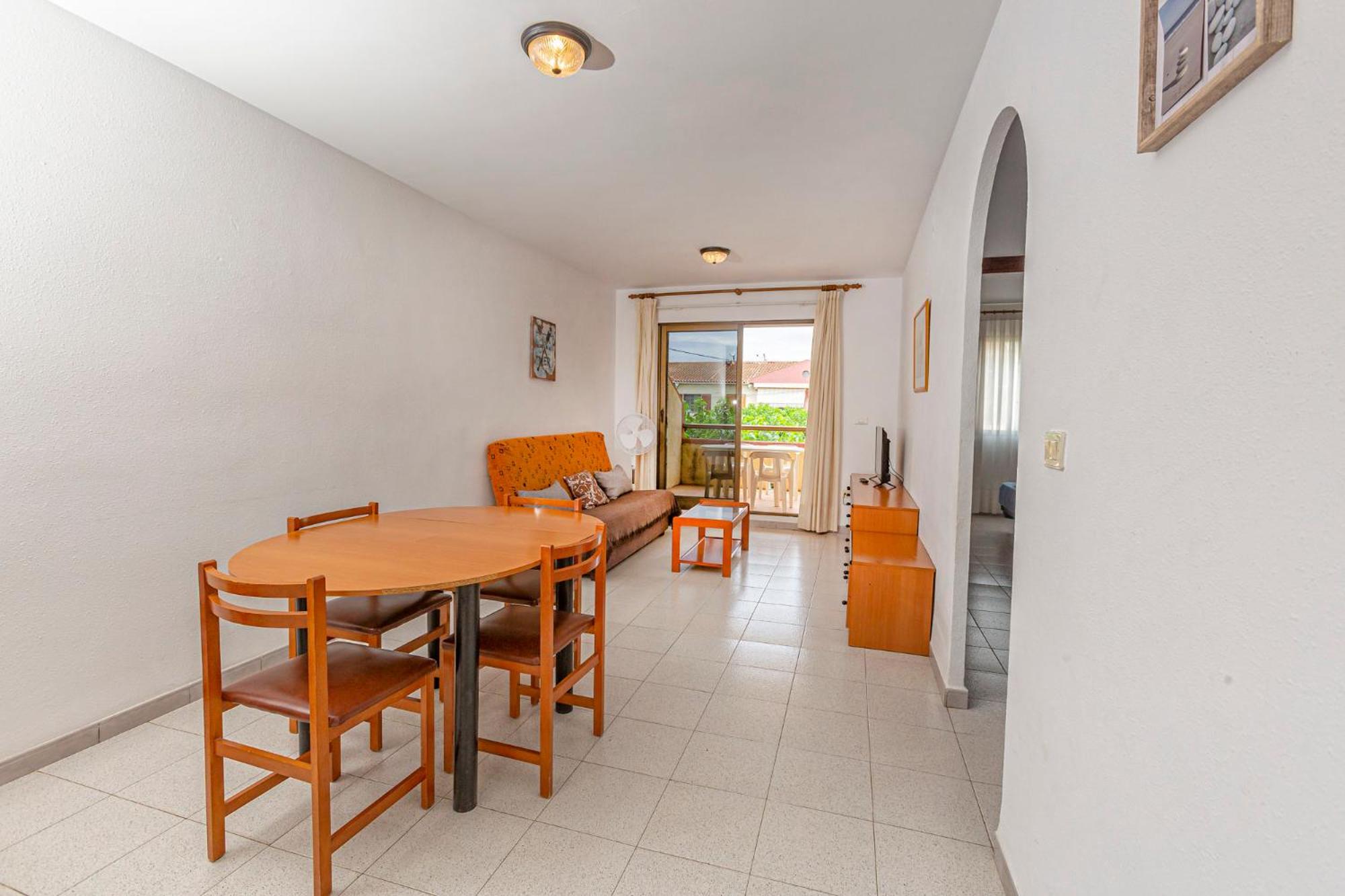 Two-Bedroom Apartment (5 Adults) - Photo 1