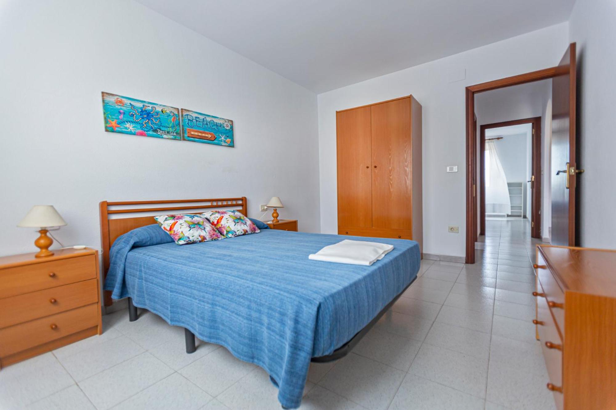 Two-Bedroom Apartment (5 Adults) - Photo 8