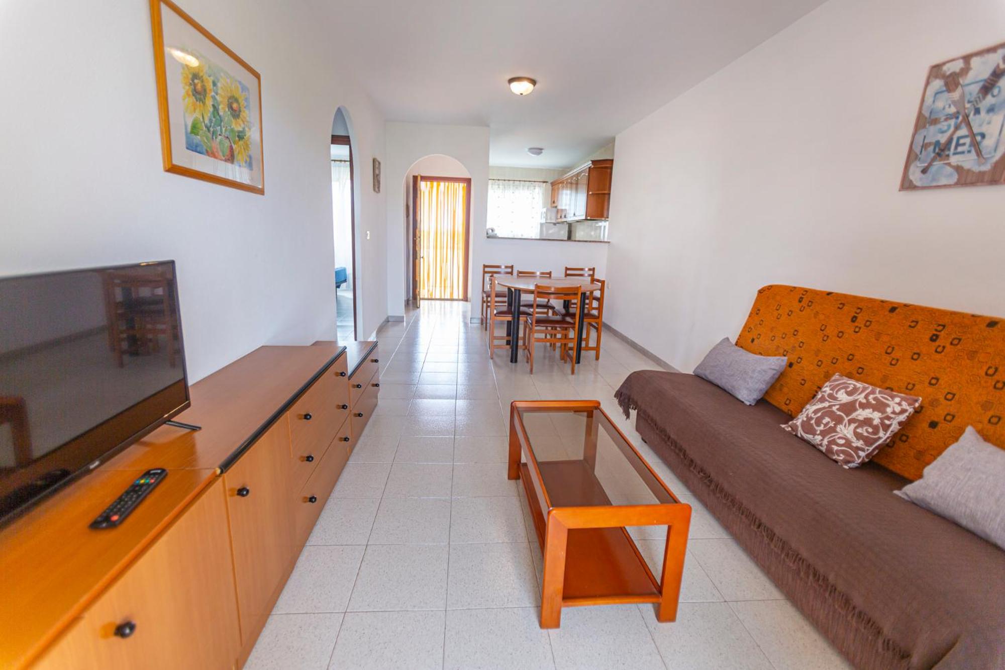 Two-Bedroom Apartment (5 Adults) - Photo 10