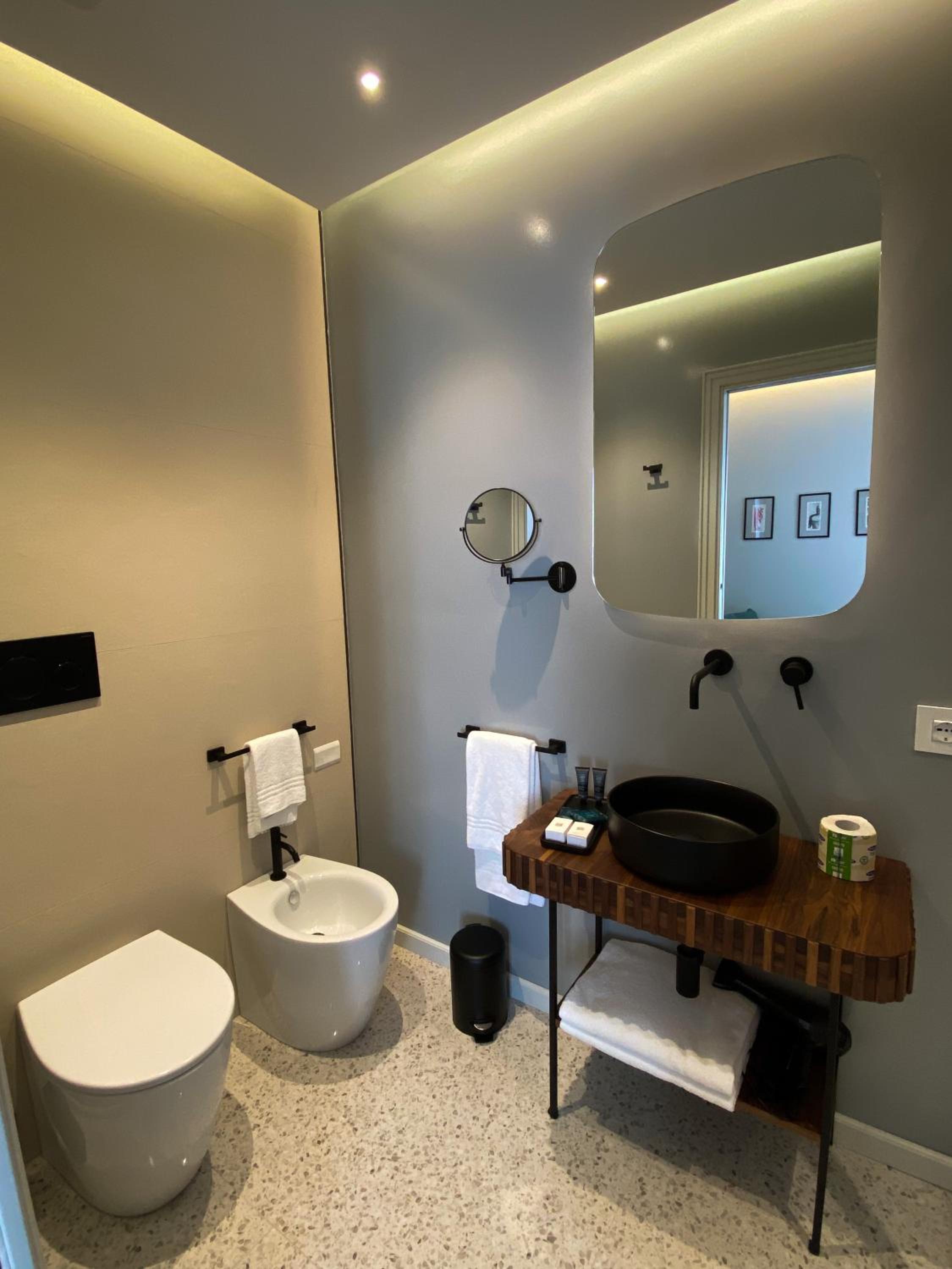 Deluxe Double Room with Sea View photo 3