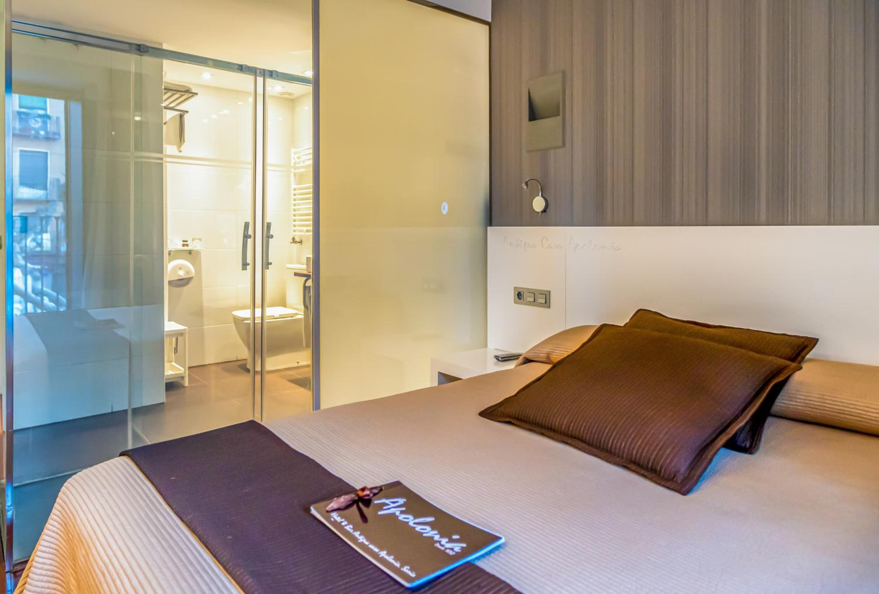 Budget Double Room photo 2