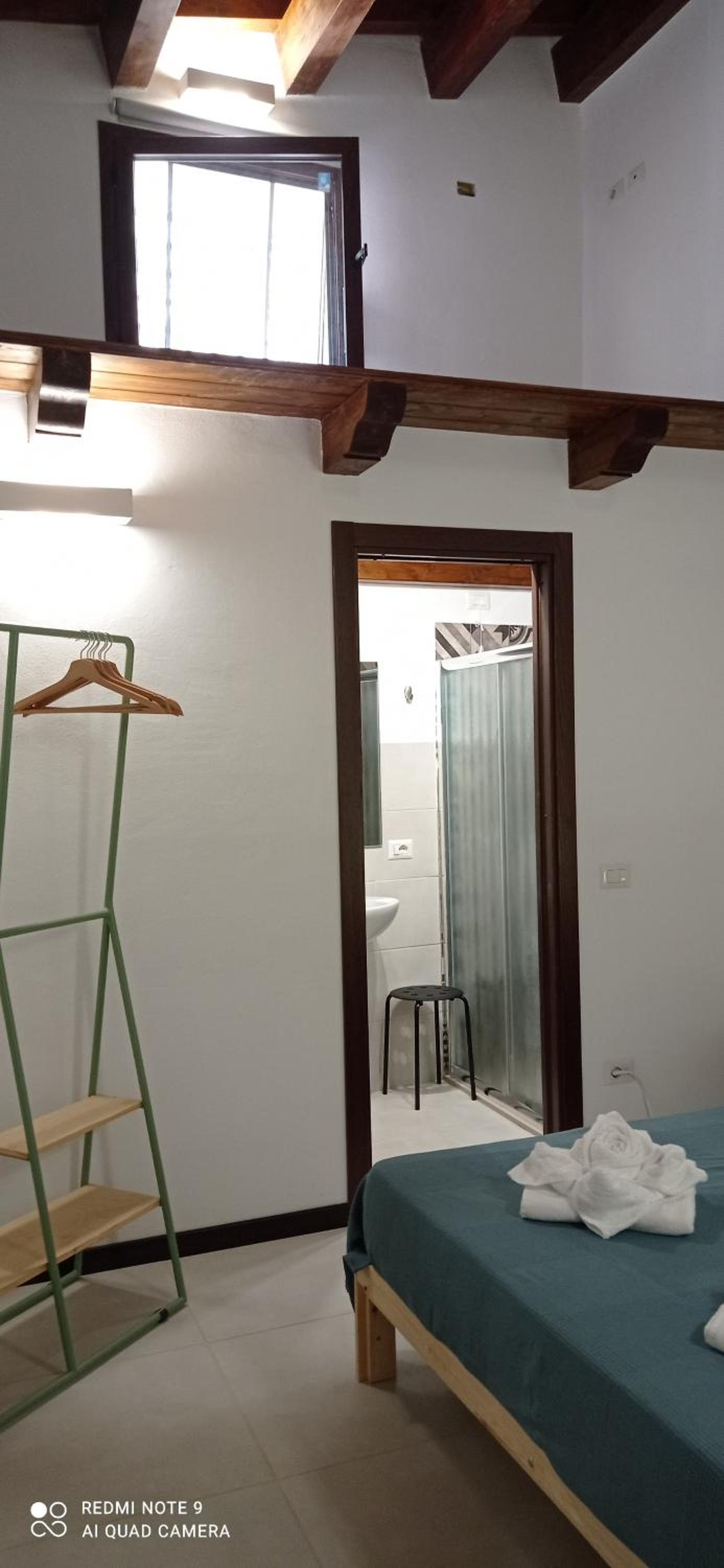 Double Room - Photo 3