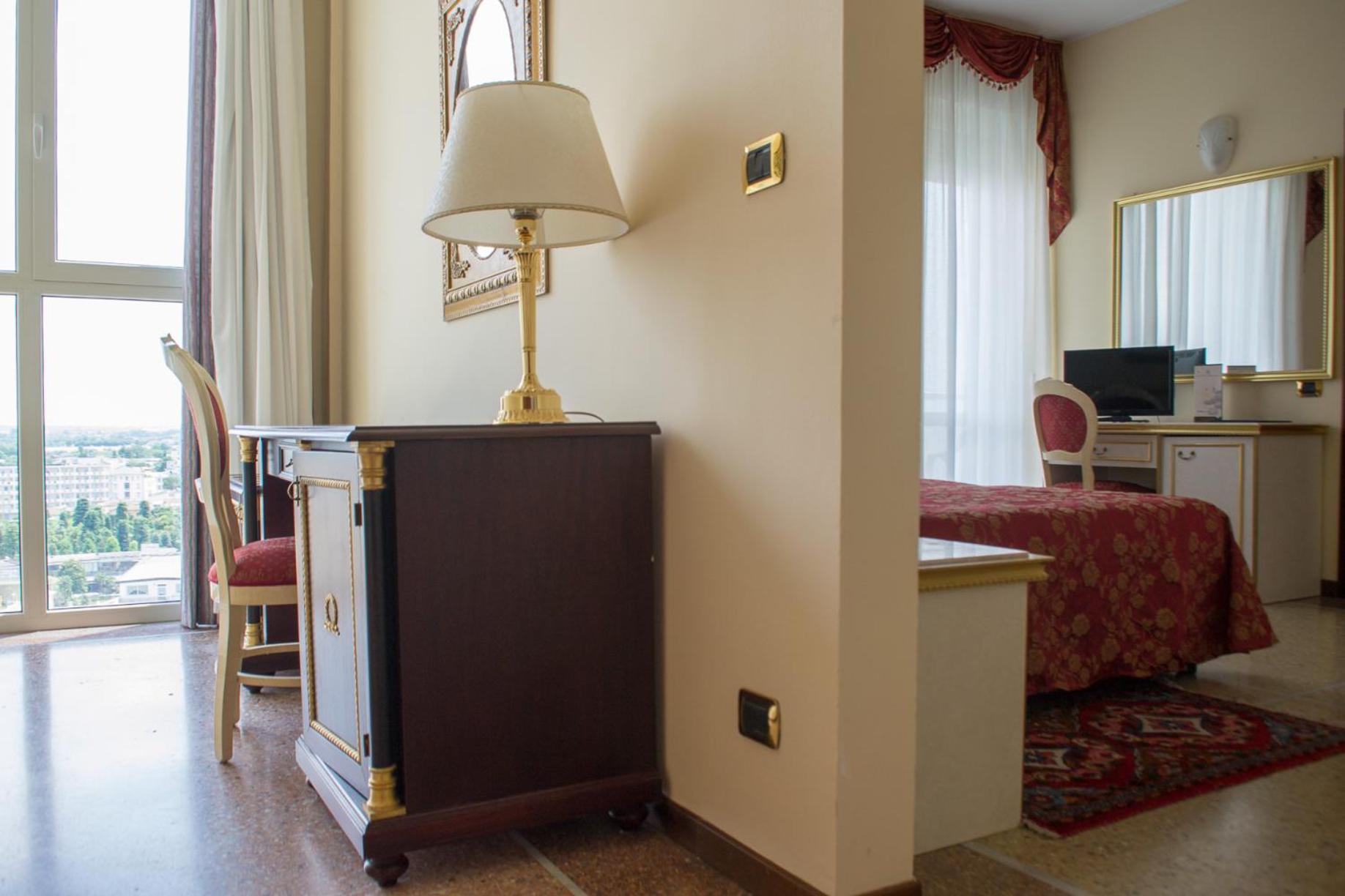 Superior Double Room - Photo 10