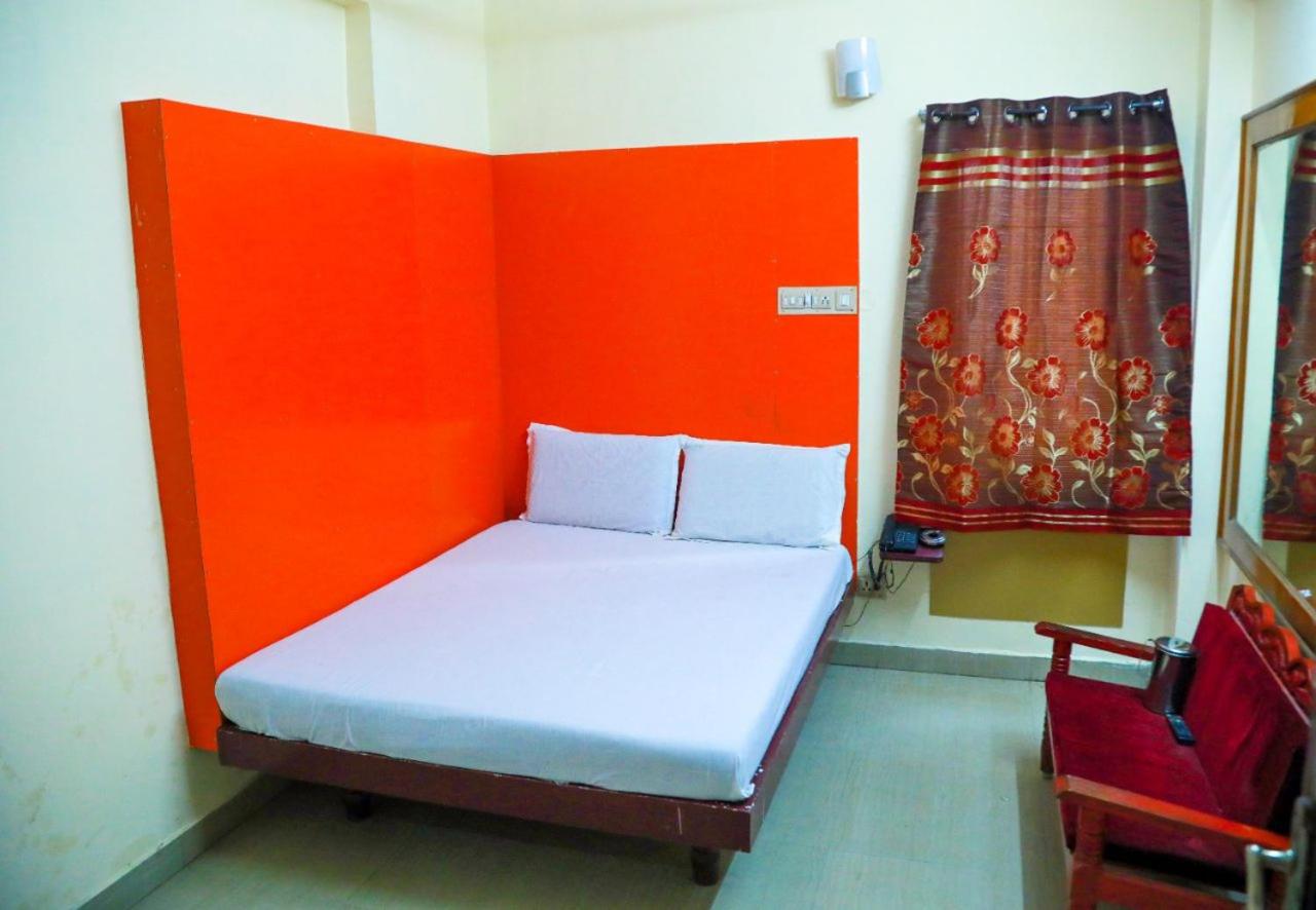 Double Room - Photo 2