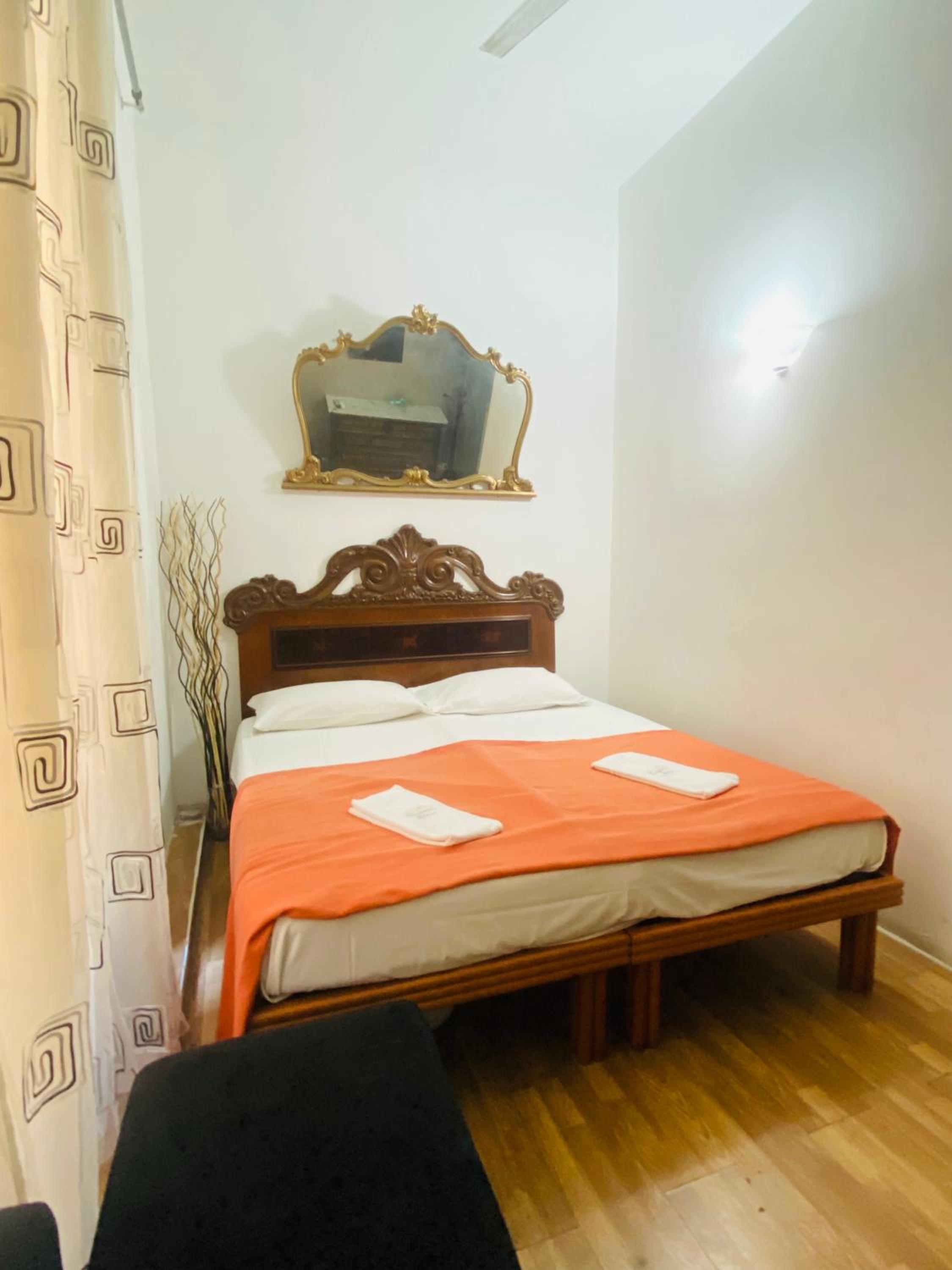 Double or Twin Room with Private Bathroom