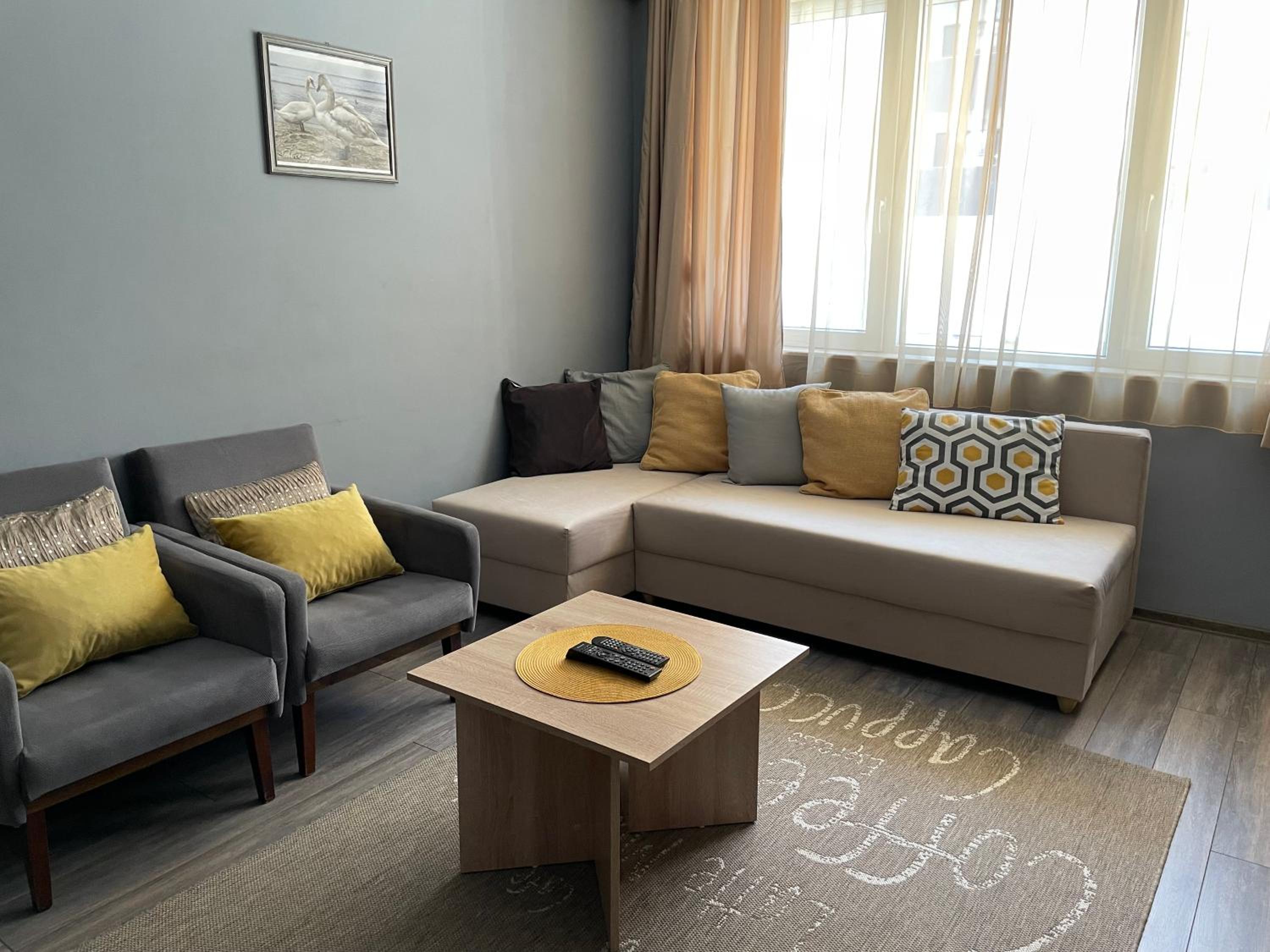Apartment - Photo 33