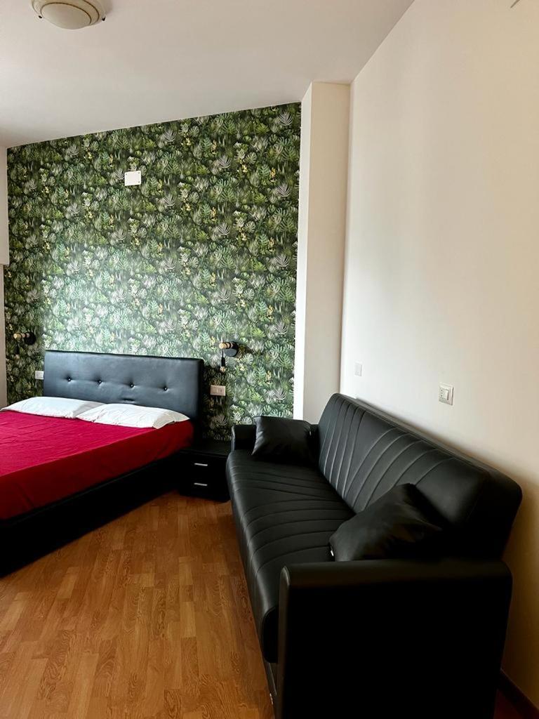 Classic Triple Room - Photo 12