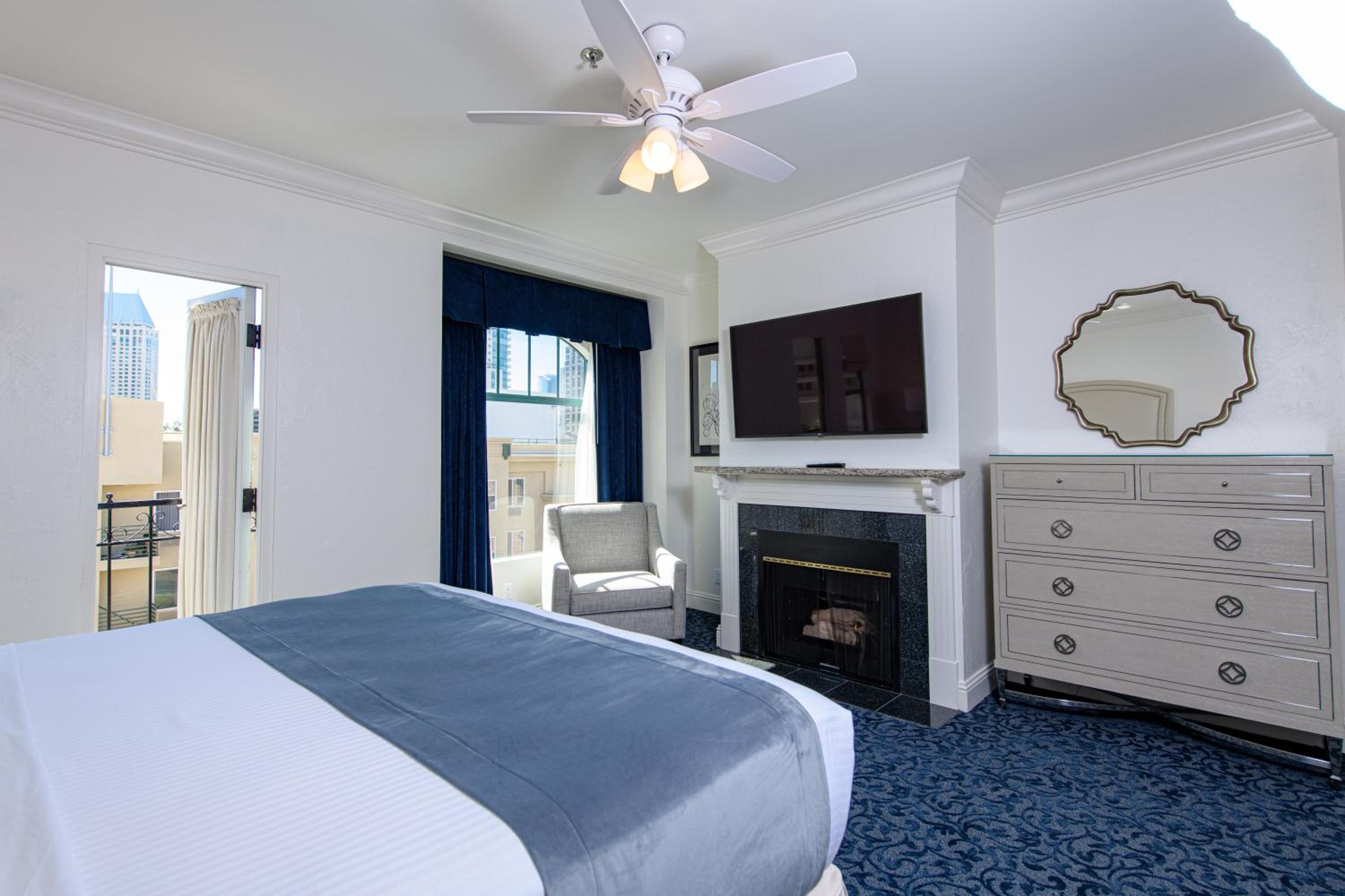 Premier Suite with Balcony