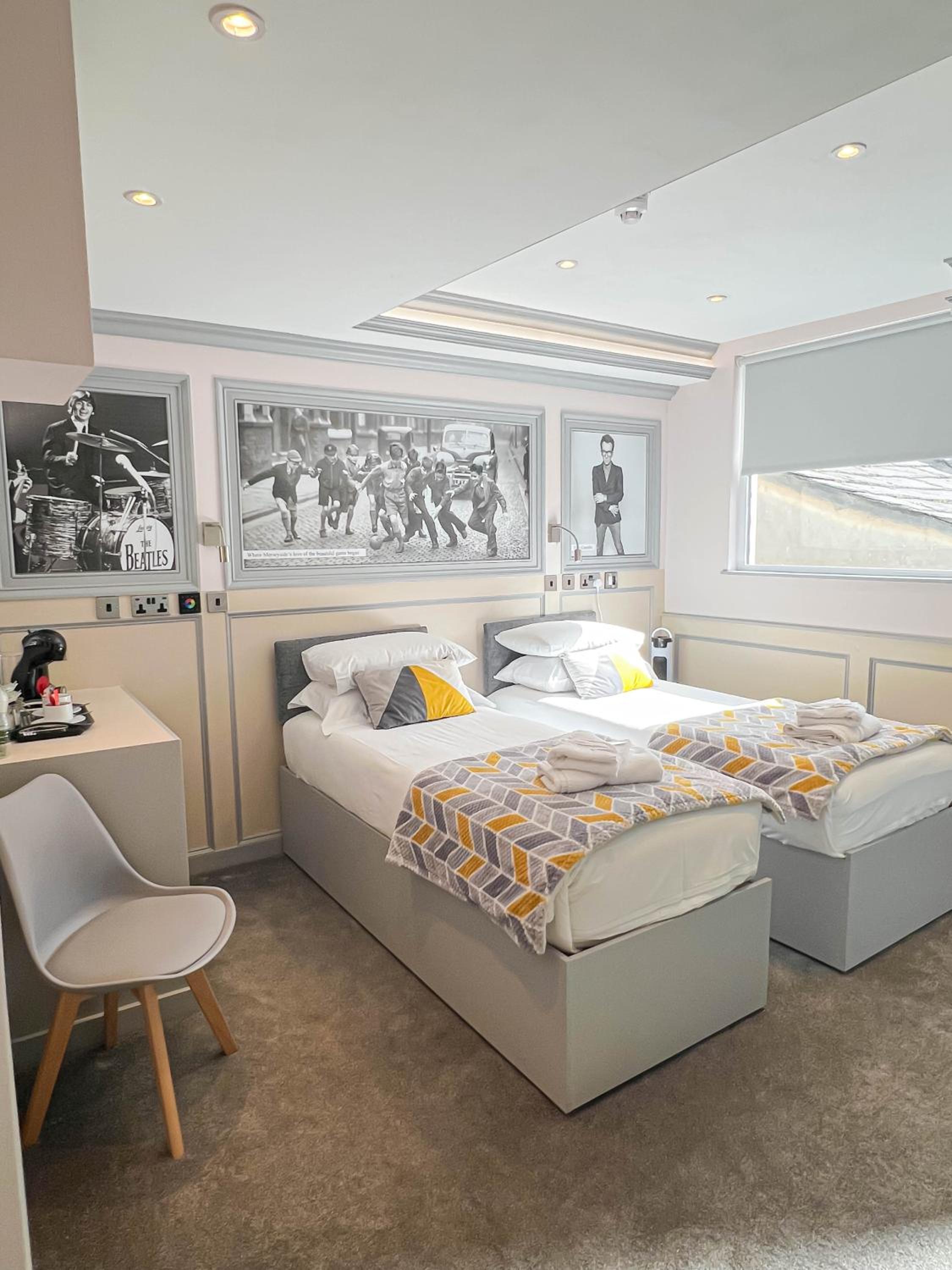 Deluxe Double or Twin Room photo 1