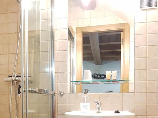 Two-Bedroom House photo 3