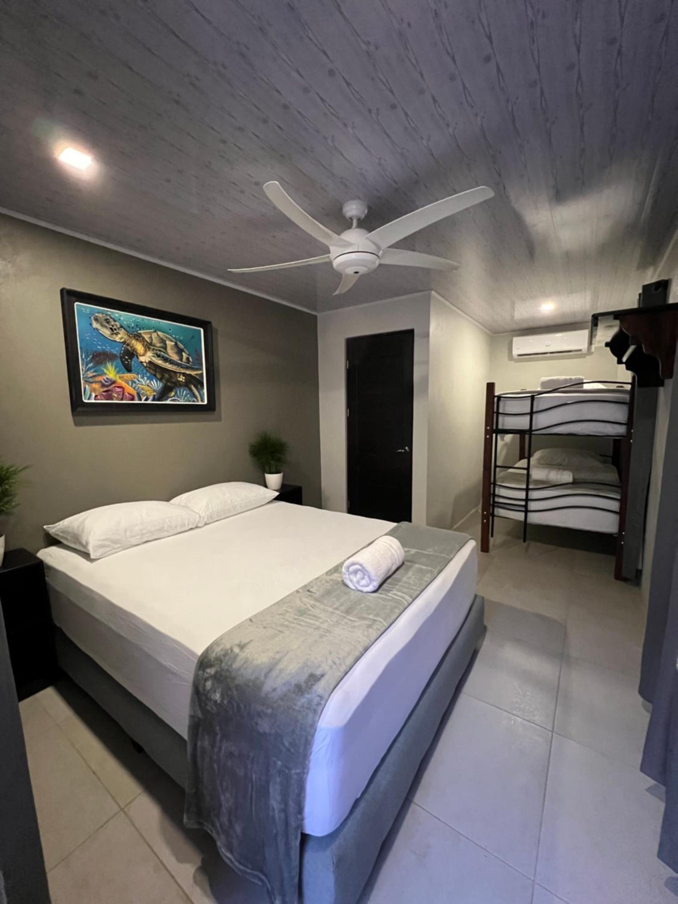 Deluxe Family Room